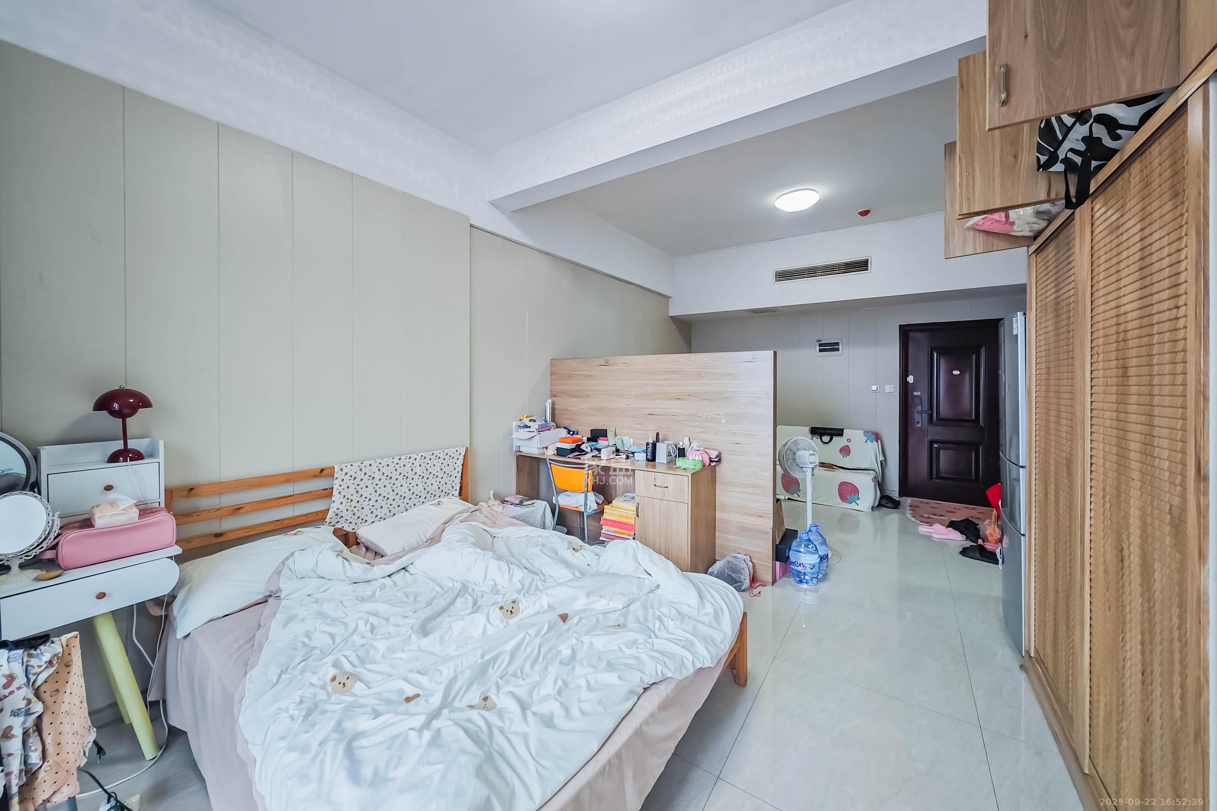 万坤图财富广场  1室1厅1卫    37.0万其他