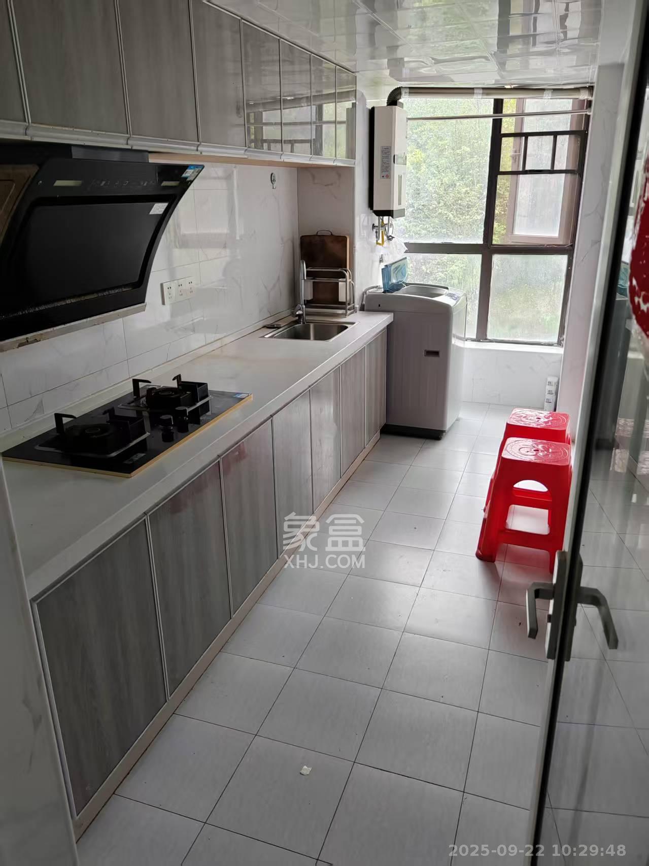 湘水郡（兴旺小爱同学）  1室1厅1卫    1650.0元/月室内图