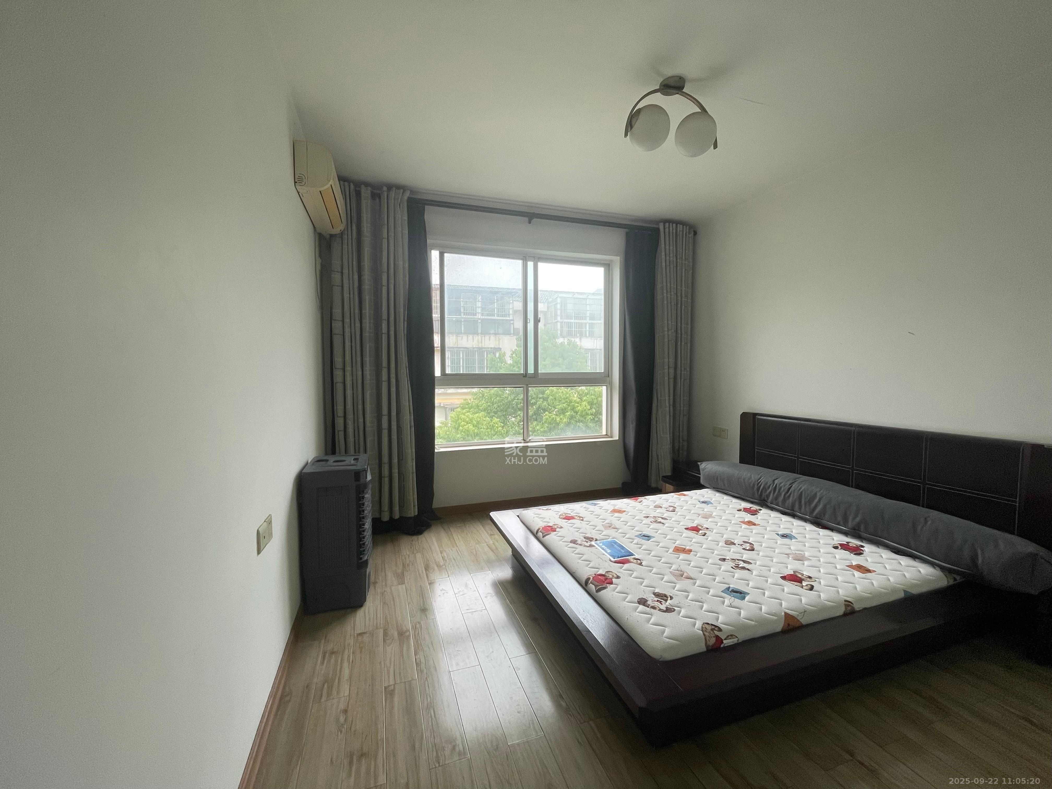 滨江美寓(滨江丽园) 3室2厅2卫 2500.0元/月 滨江美寓(滨江丽园) 3室2厅2卫 2500.0元/月室内图