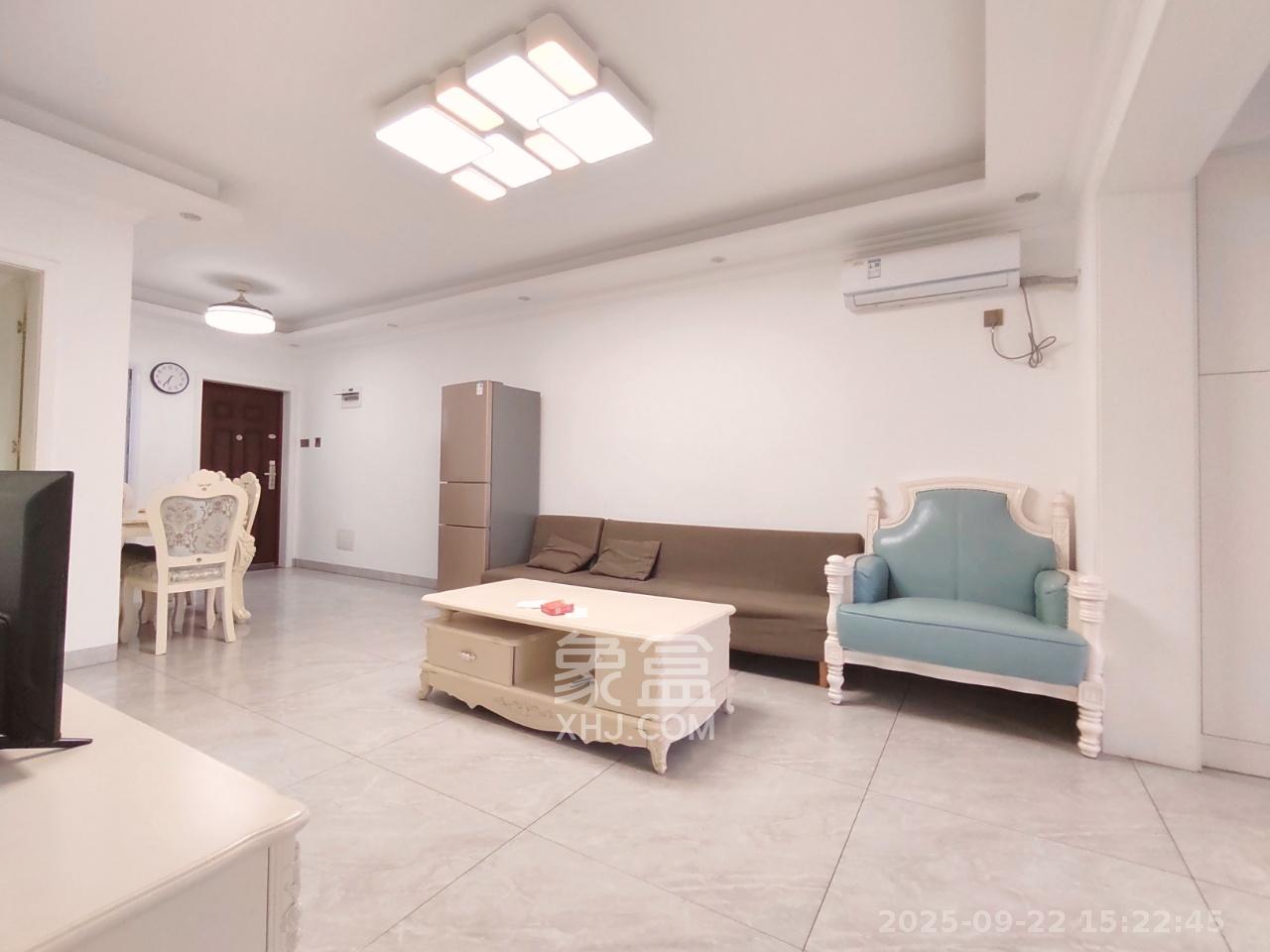 梅溪湖合能璞丽 3室2厅1卫 2400.0元/月 梅溪湖合能璞丽 3室2厅1卫 2400.0元/月室内图