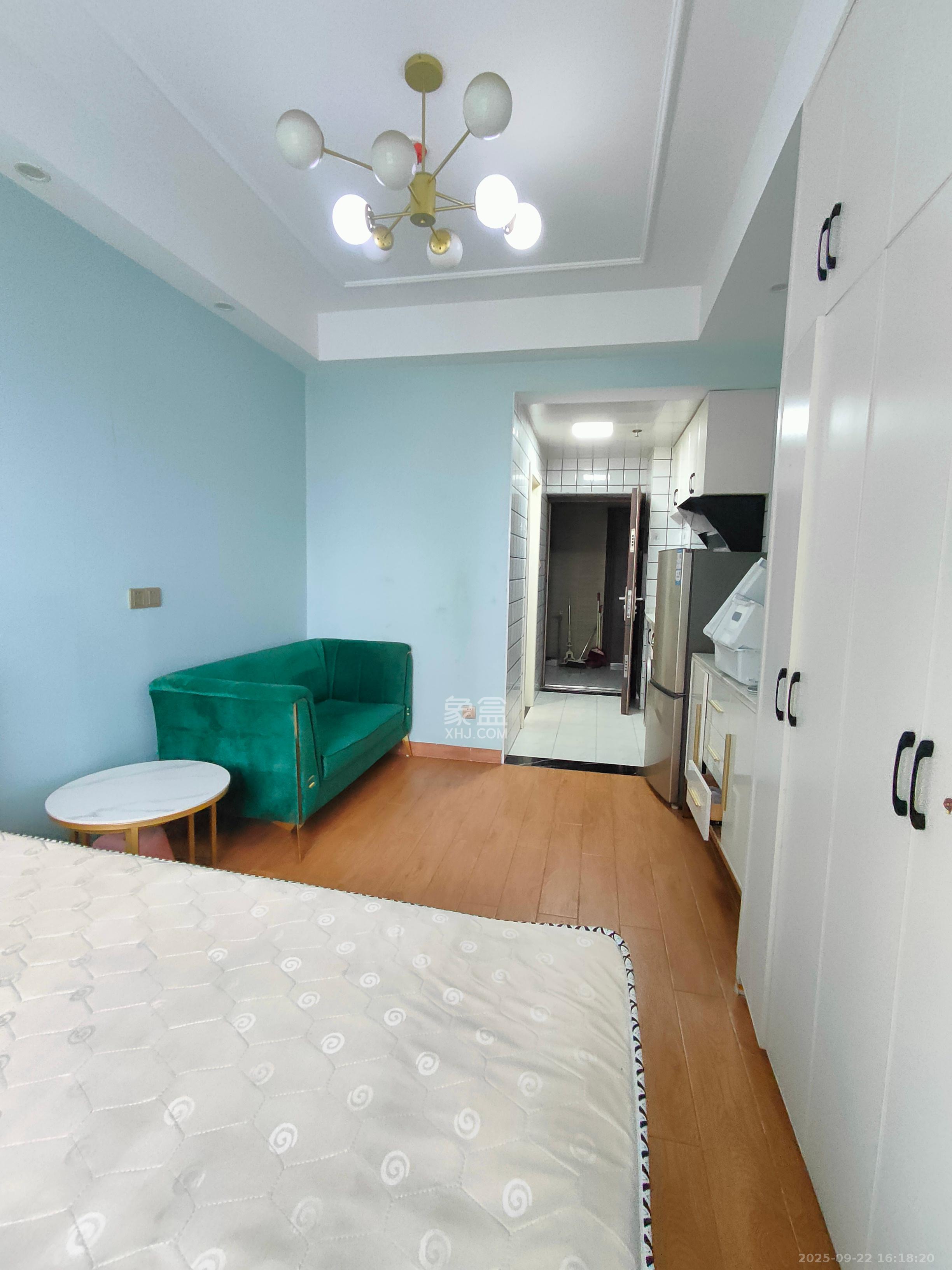 君合新城玺樾 1室1厅1卫 1100.0元/月 君合新城玺樾 1室1厅1卫 1100.0元/月室内图