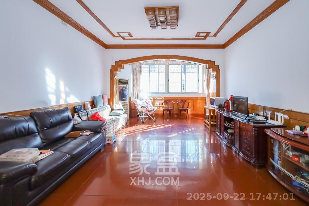 金星小区 4室2厅2卫 2300.0元/月 金星小区 4室2厅2卫 2300.0元/月室内图