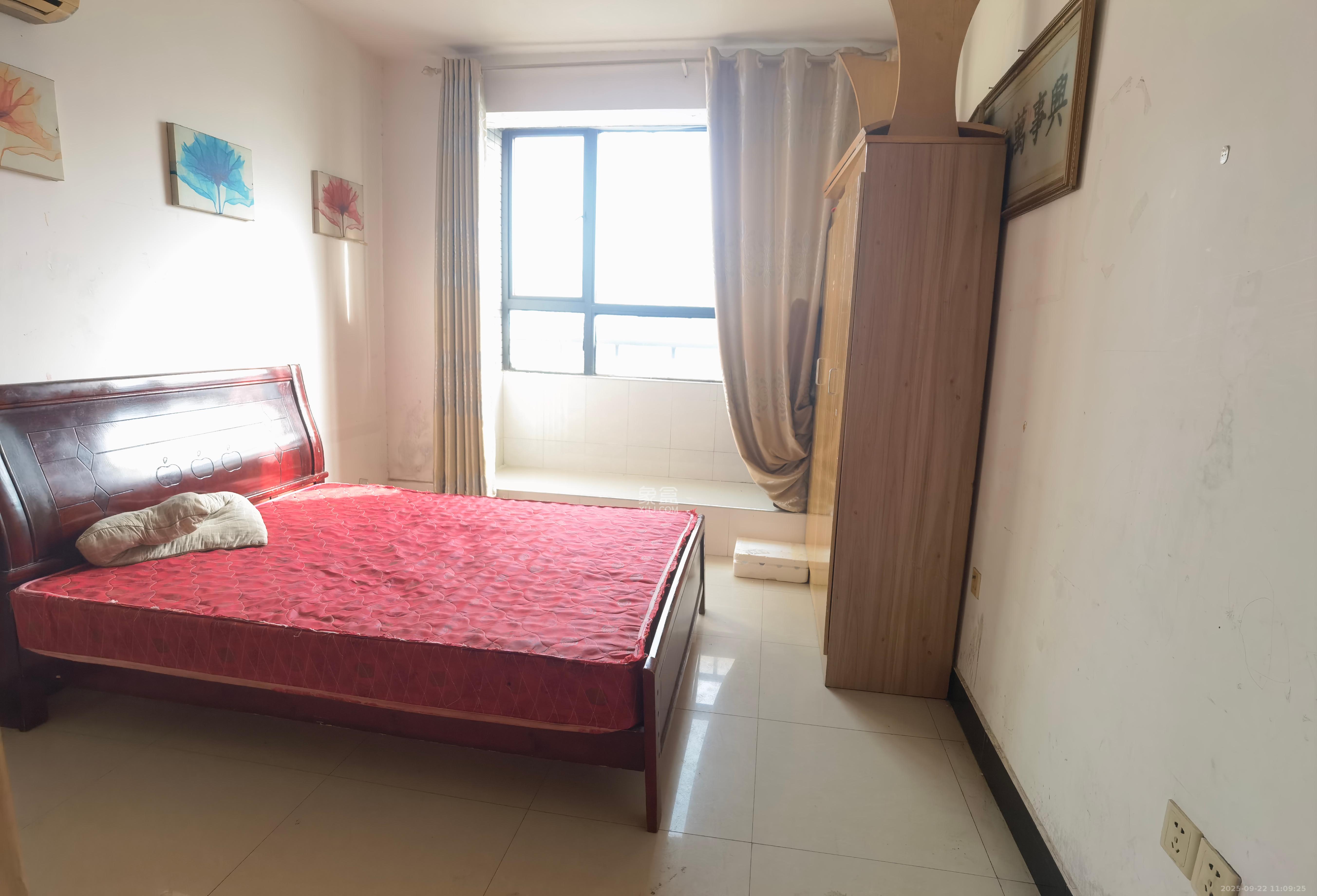 中信文化广场(中信新城二期) 2室1厅1卫 1300.0元/月 中信文化广场(中信新城二期) 2室1厅1卫 1300.0元/月室内图