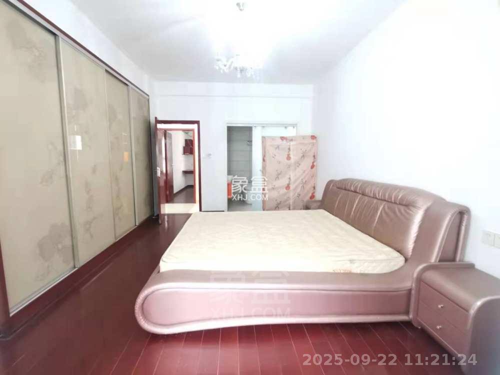 紫苑江岸 3室2厅2卫 1500.0元/月 紫苑江岸 3室2厅2卫 1500.0元/月室内图