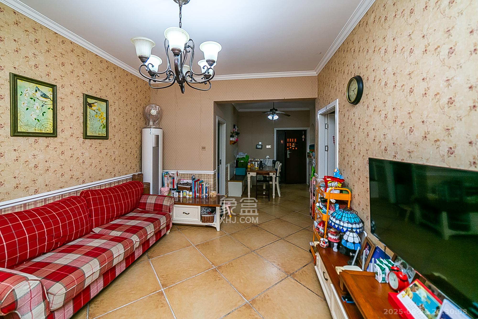 通用时代国际社区 2室2厅1卫 77.0万 通用时代国际社区 2室2厅1卫 77.0万客厅