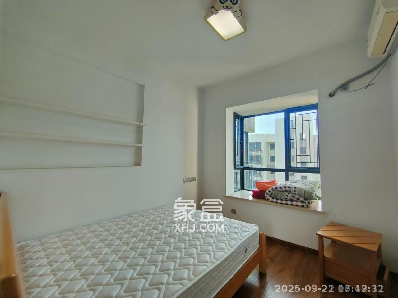 莱茵城  3室2厅2卫   2800.00元/月室内图