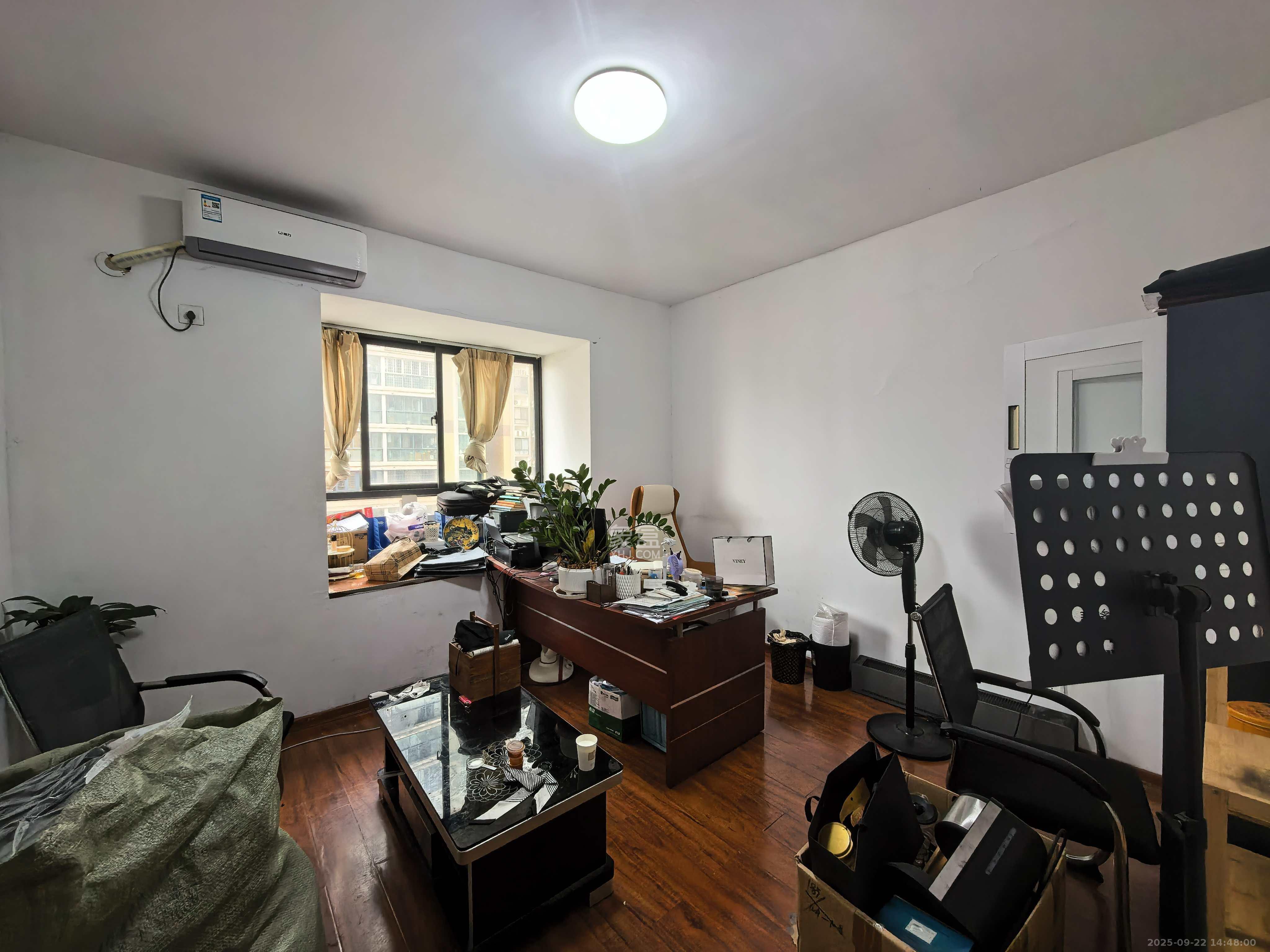 锦湘国际星城三期(锦绣苑) 1室1厅1卫 2100.0元/月 锦湘国际星城三期(锦绣苑) 1室1厅1卫 2100.0元/月户型图