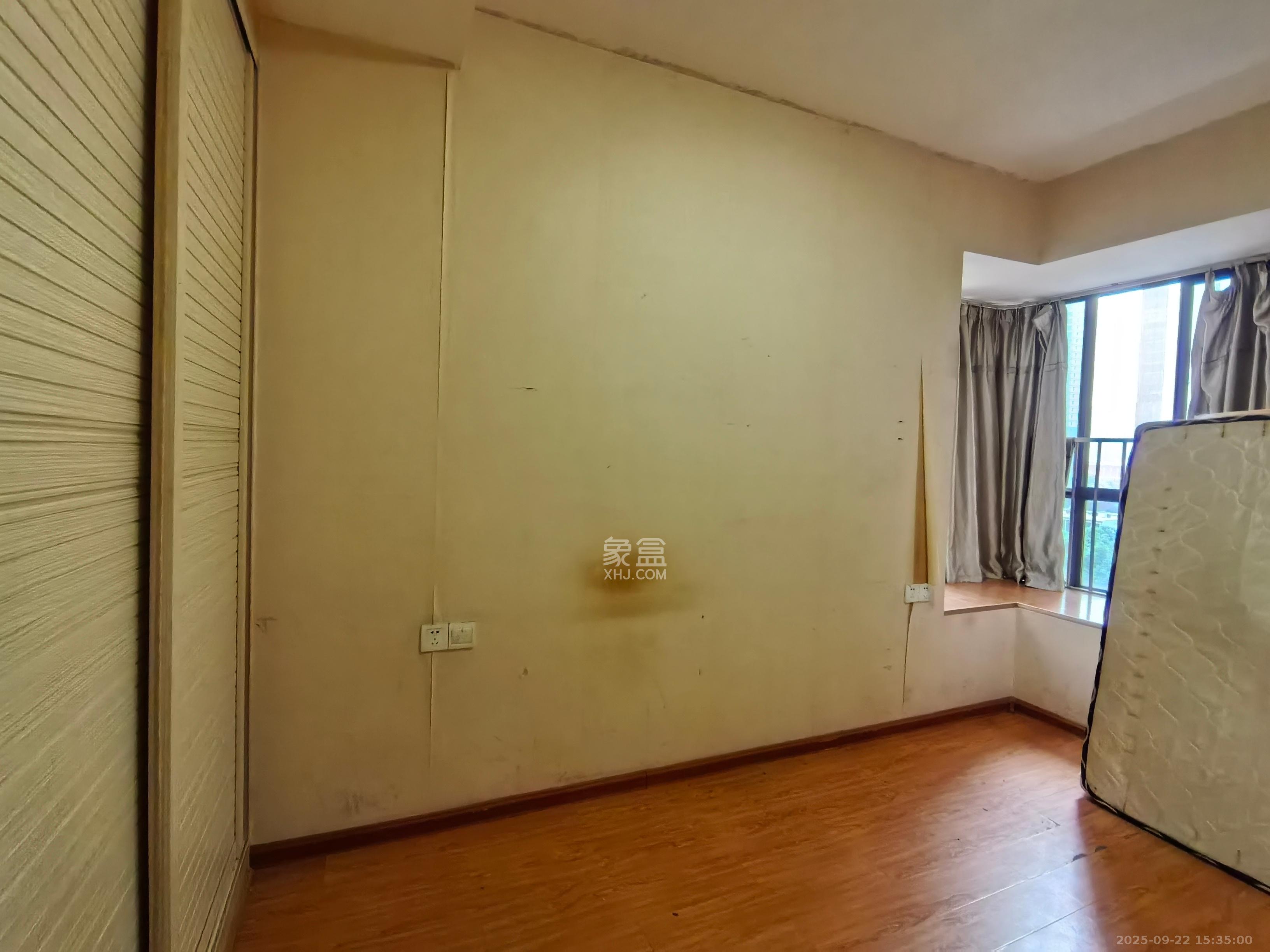 观沙嘉园  2室2厅1卫    2000.0元/月室内图