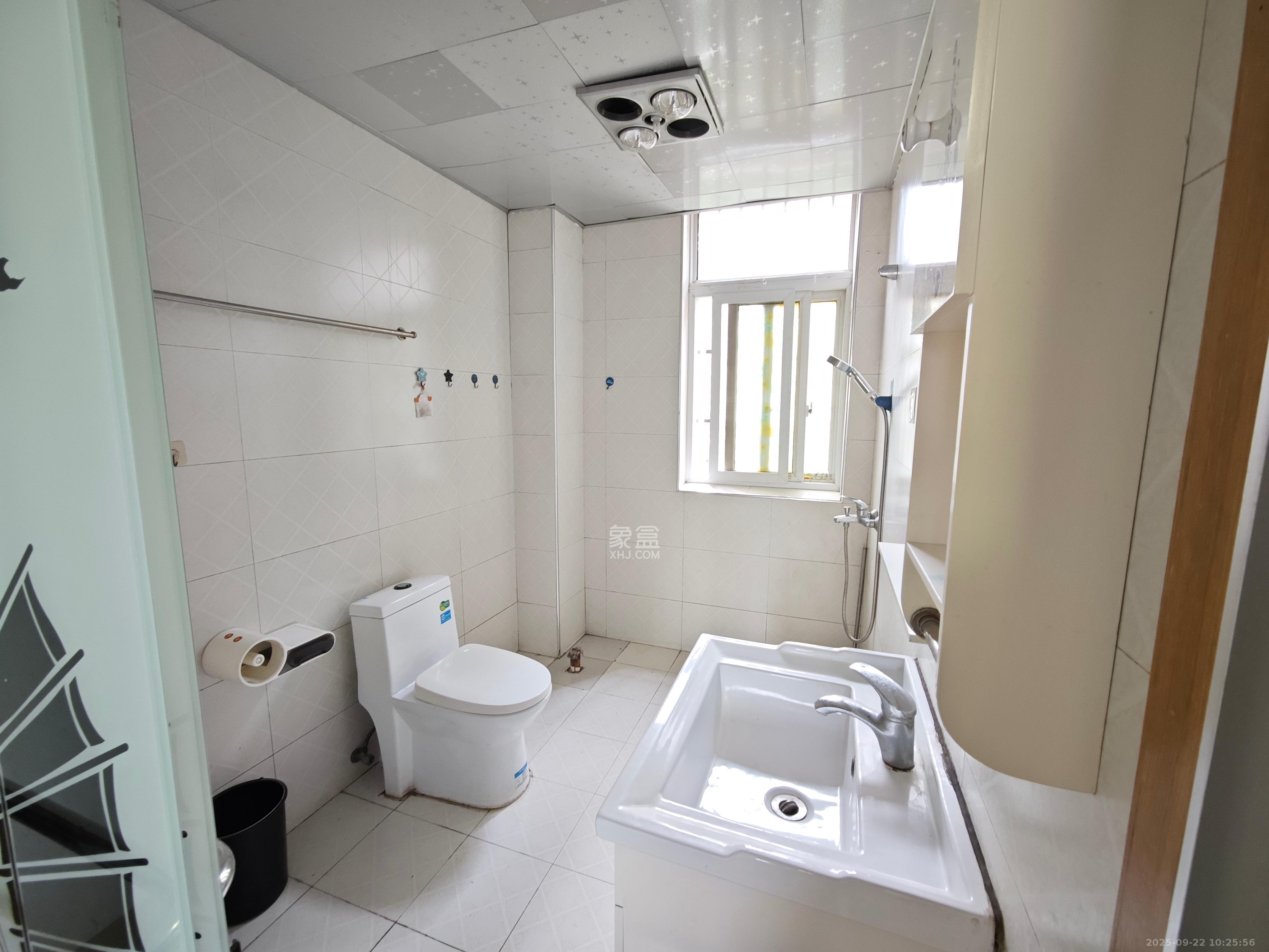 黎郡新宇熙春园 4室2厅2卫 2500.0元/月 黎郡新宇熙春园 4室2厅2卫 2500.0元/月室内图