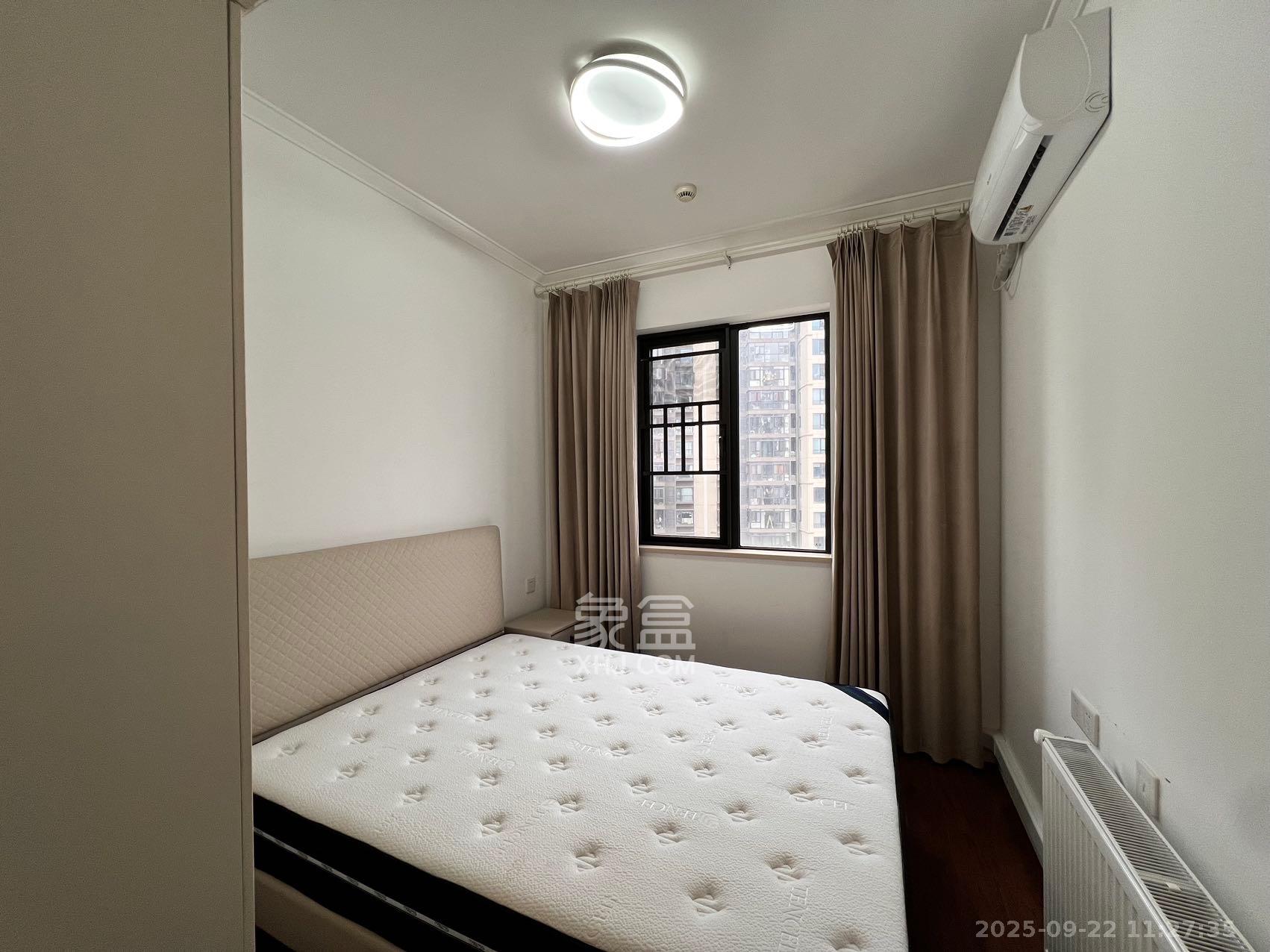 万科里金域国际  4室2厅2卫    4700.0元/月室内图