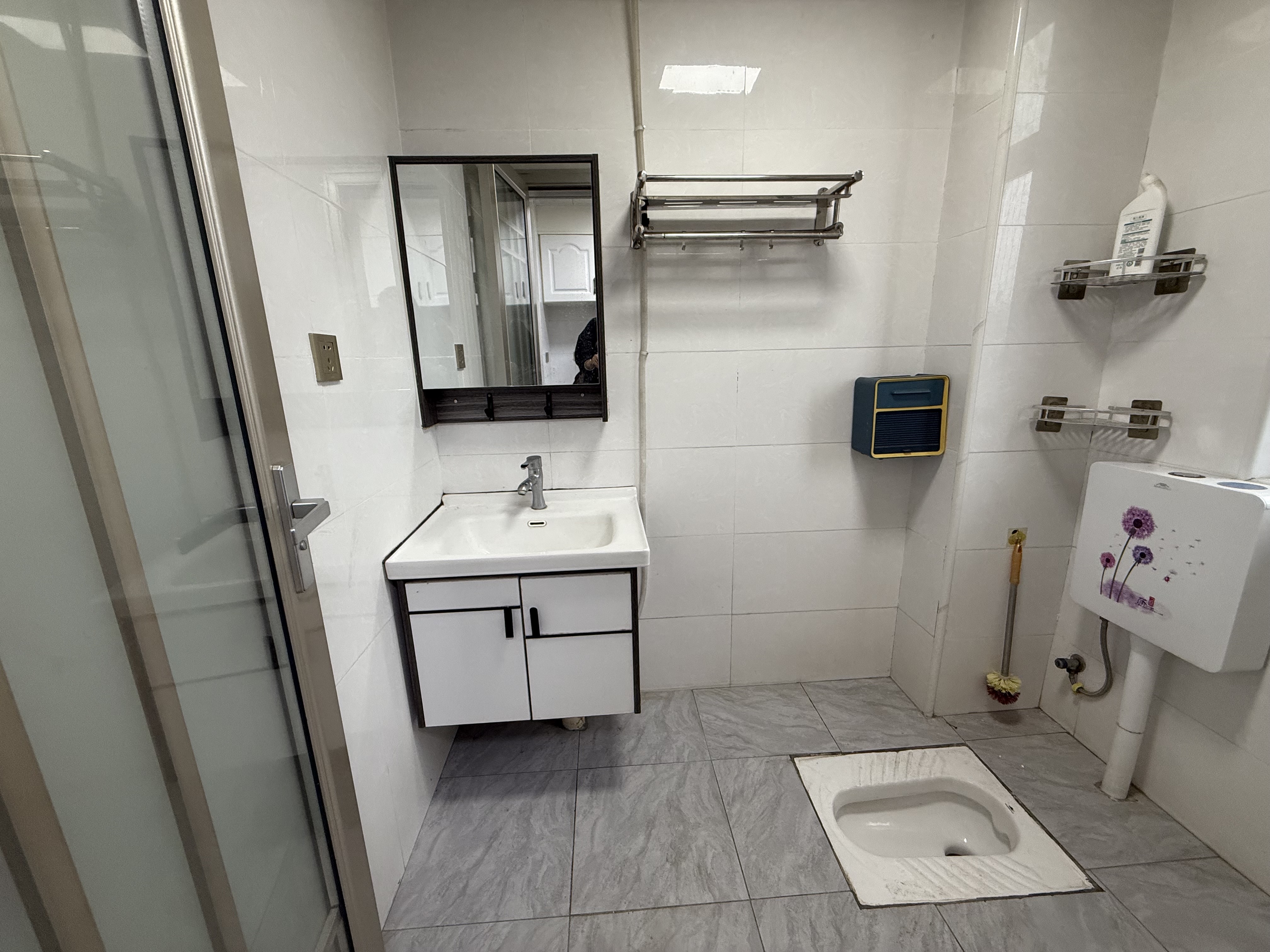 南苑上和三期  1室1厅1卫    1200.0元/月室内图