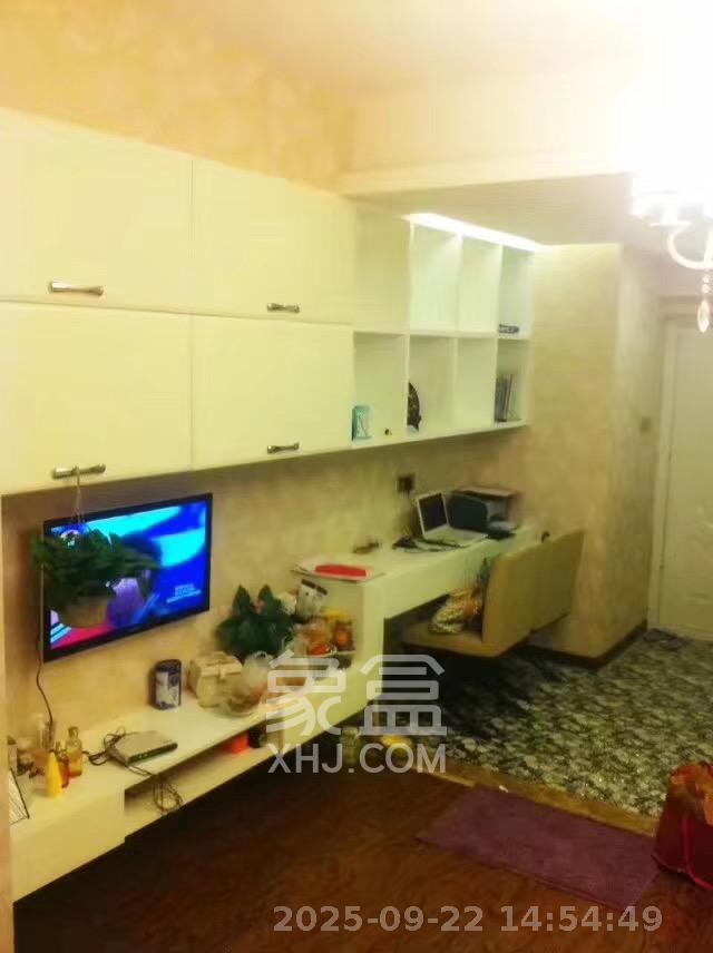 爱都(IDO) 1室1厅1卫 1300.0元/月 爱都(IDO) 1室1厅1卫 1300.0元/月室内图