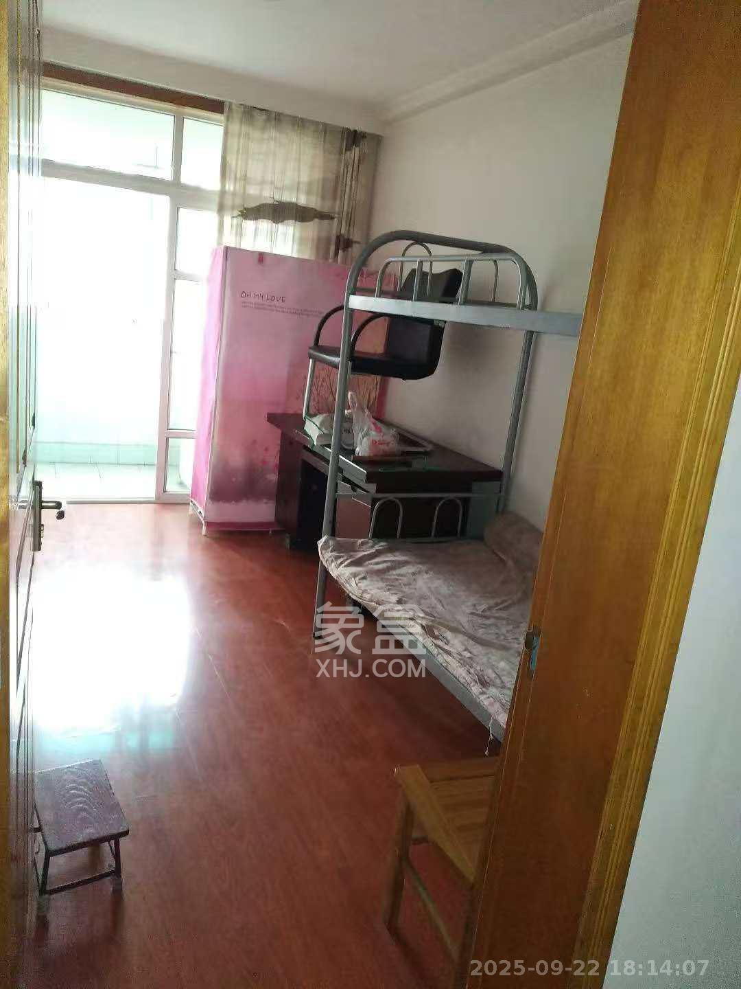 怡景民居  3室2厅1卫    2000.0元/月室内图