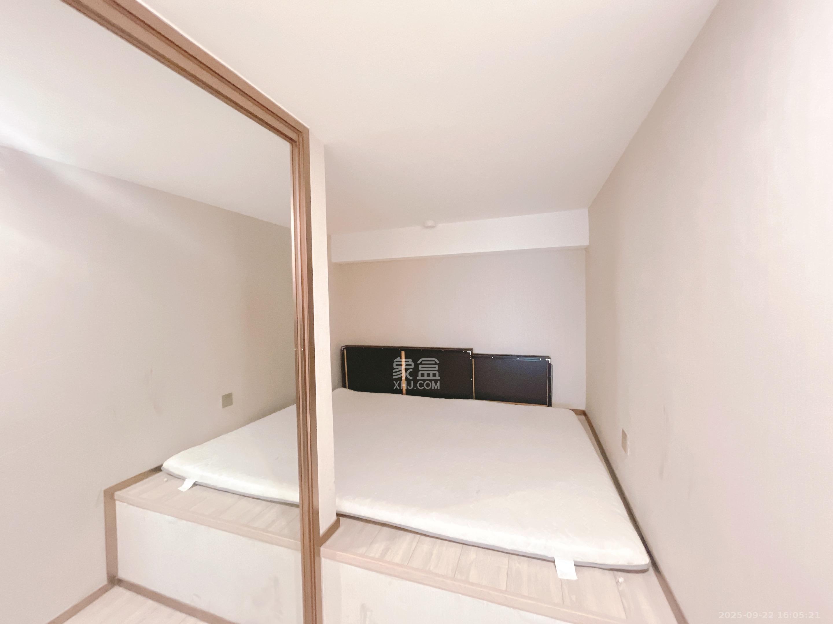 华远华时代 3室2厅2卫 3500.0元/月 华远华时代 3室2厅2卫 3500.0元/月室内图