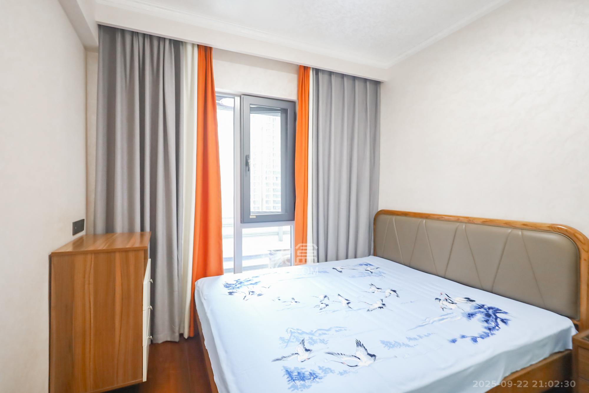 保利天禧D区 3室2厅2卫 196.0万 保利天禧D区 3室2厅2卫 196.0万卧室