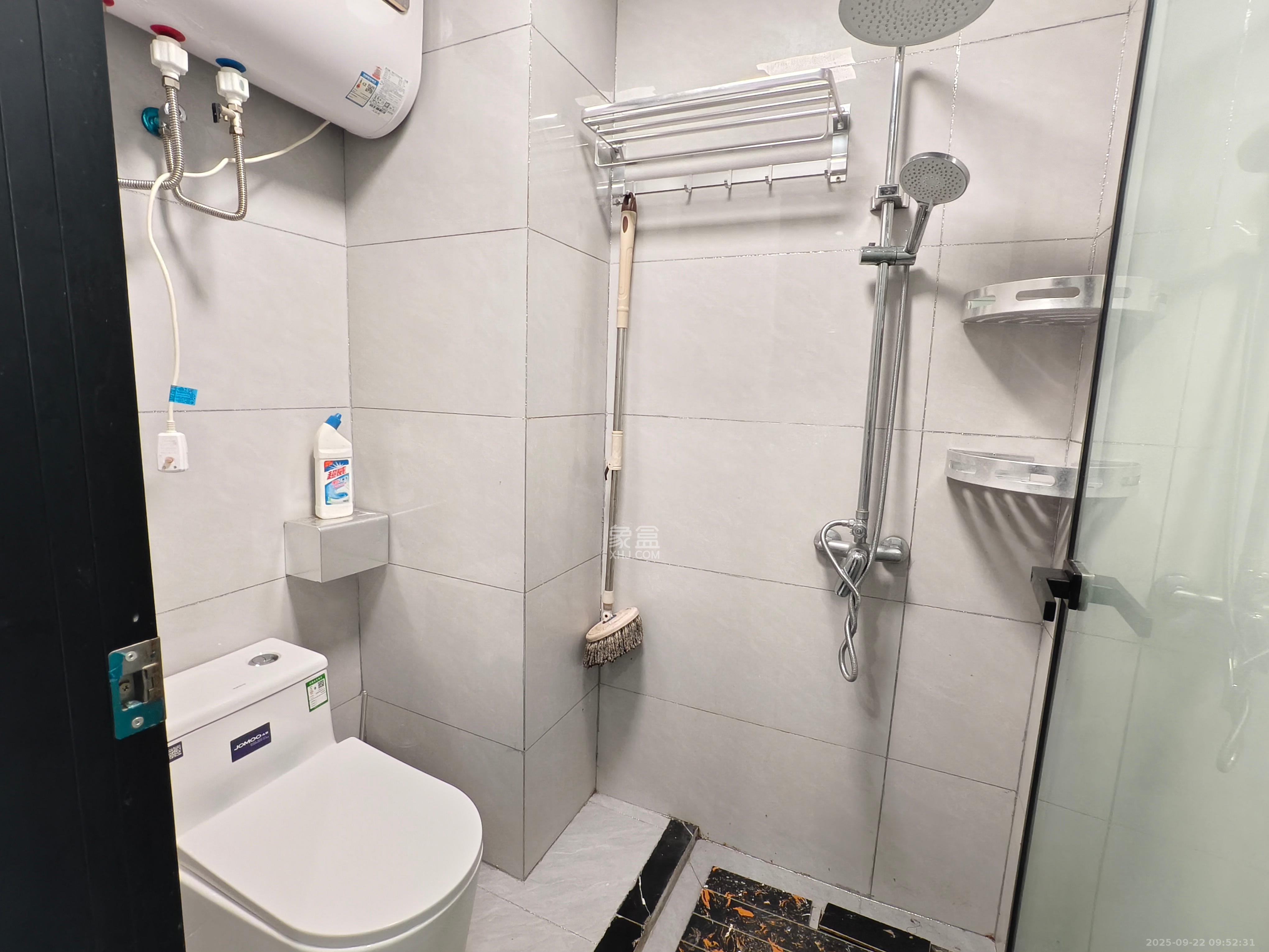 新城悦隽公园 1室0厅0卫 1100.0元/月 新城悦隽公园 1室0厅0卫 1100.0元/月室内图