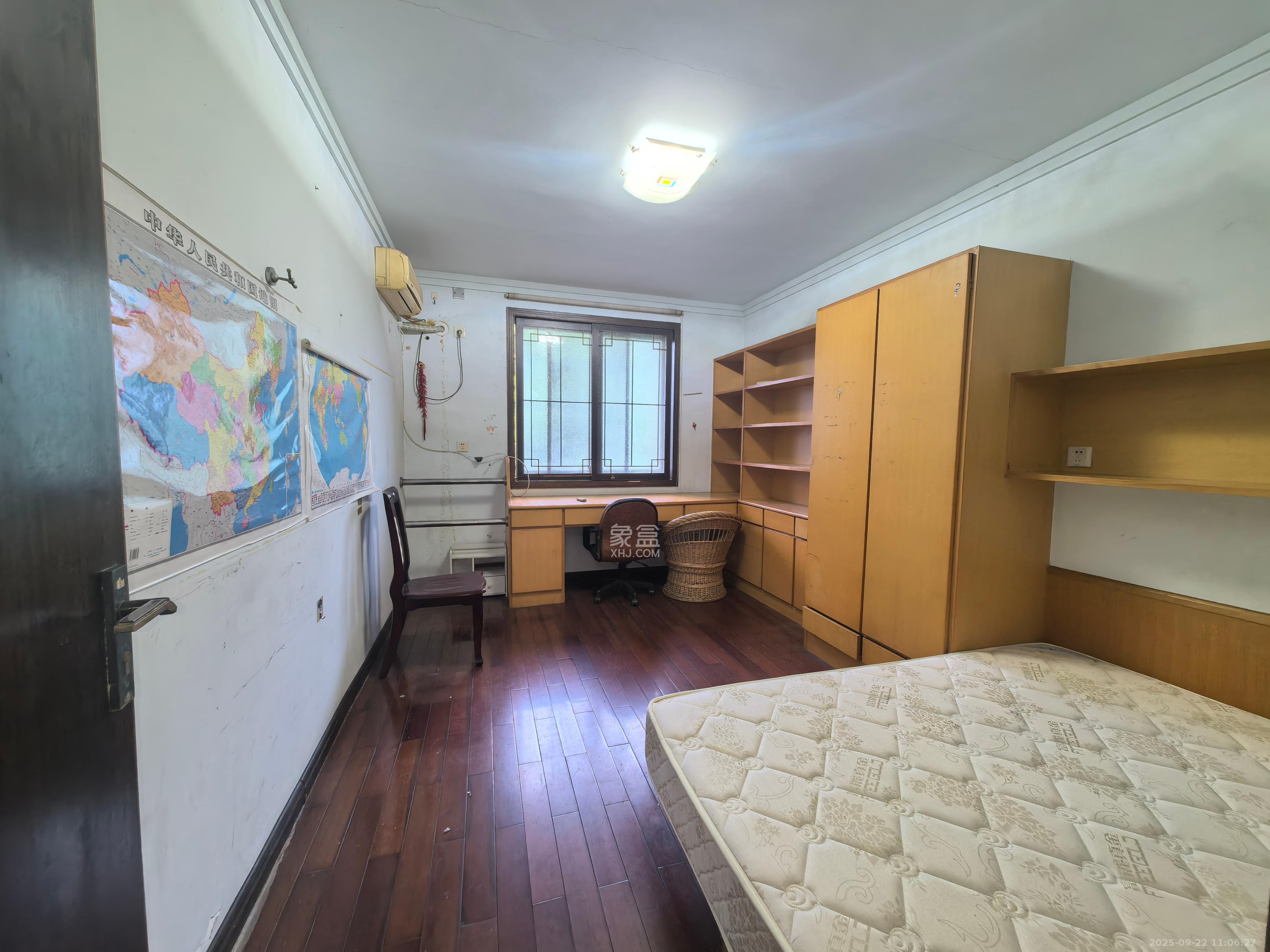 赤岗苑 3室2厅2卫 2000.0元/月 赤岗苑 3室2厅2卫 2000.0元/月室内图