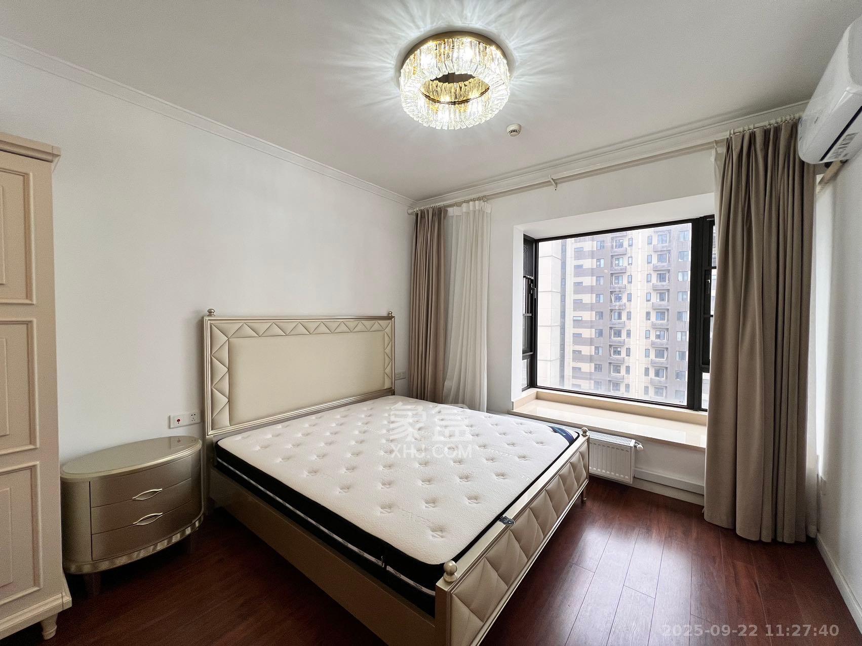 万科里金域国际  4室2厅2卫    4700.0元/月室内图