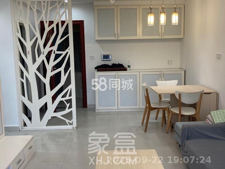 长盛岚庭  1室2厅1卫   1800.00元/月室内图1