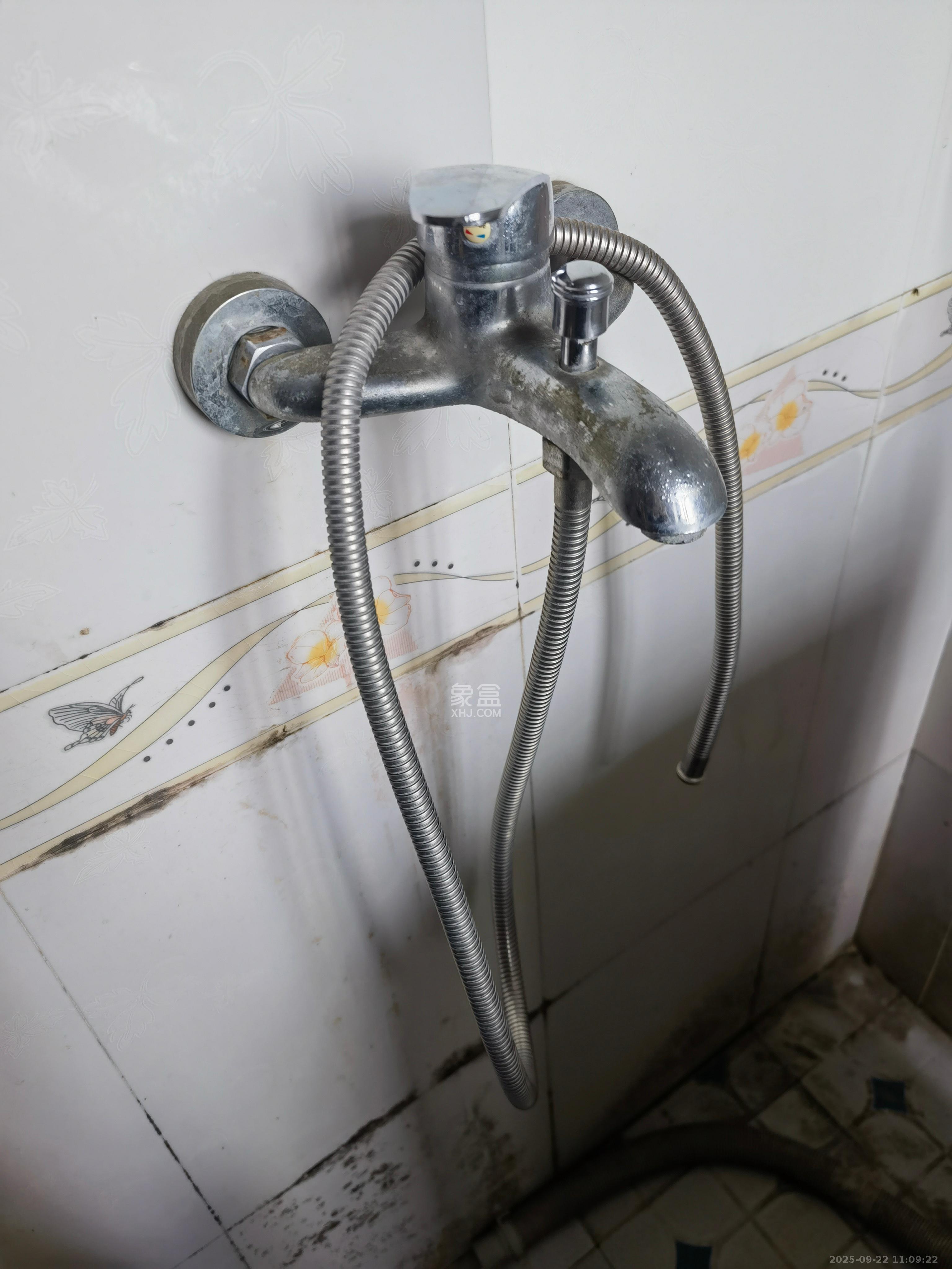 中信文化广场(中信新城二期) 2室1厅1卫 1300.0元/月 中信文化广场(中信新城二期) 2室1厅1卫 1300.0元/月室内图