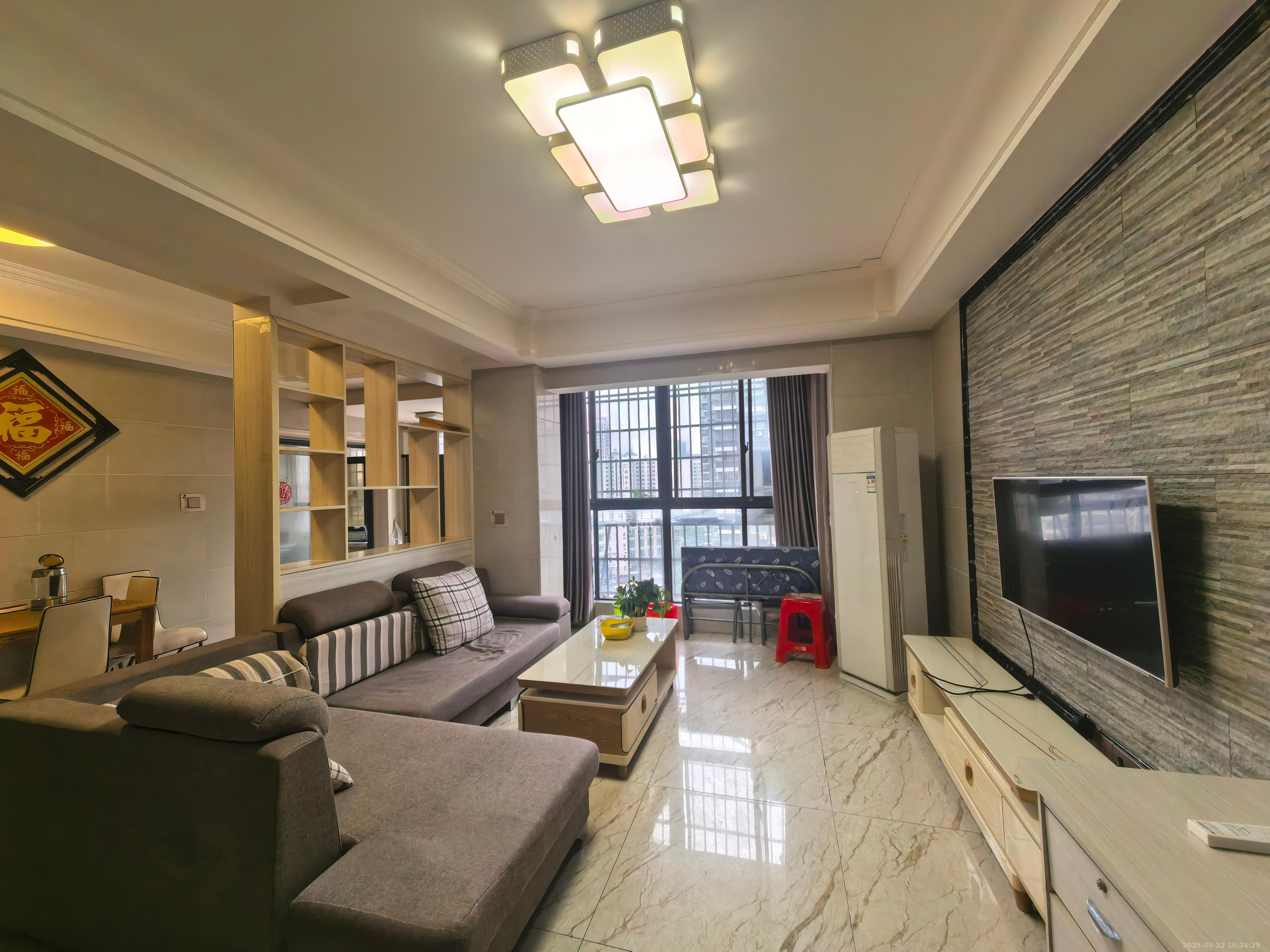 粟塘小区  1室0厅0卫    2000.0元/月 粟塘小区  1室0厅0卫    2000.0元/月