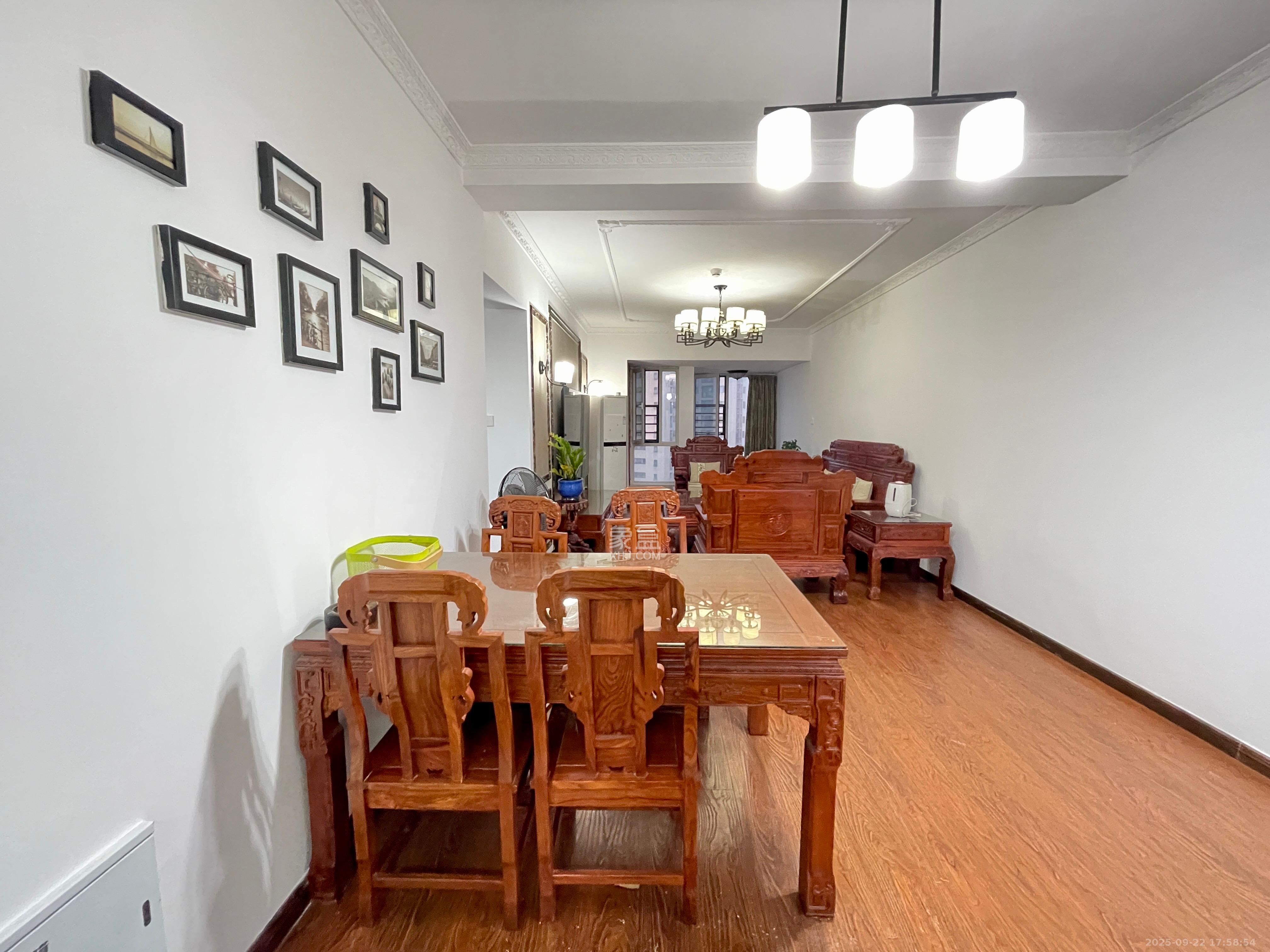 北辰三角洲E3区 3室2厅2卫 4000.0元/月 北辰三角洲E3区 3室2厅2卫 4000.0元/月室内图