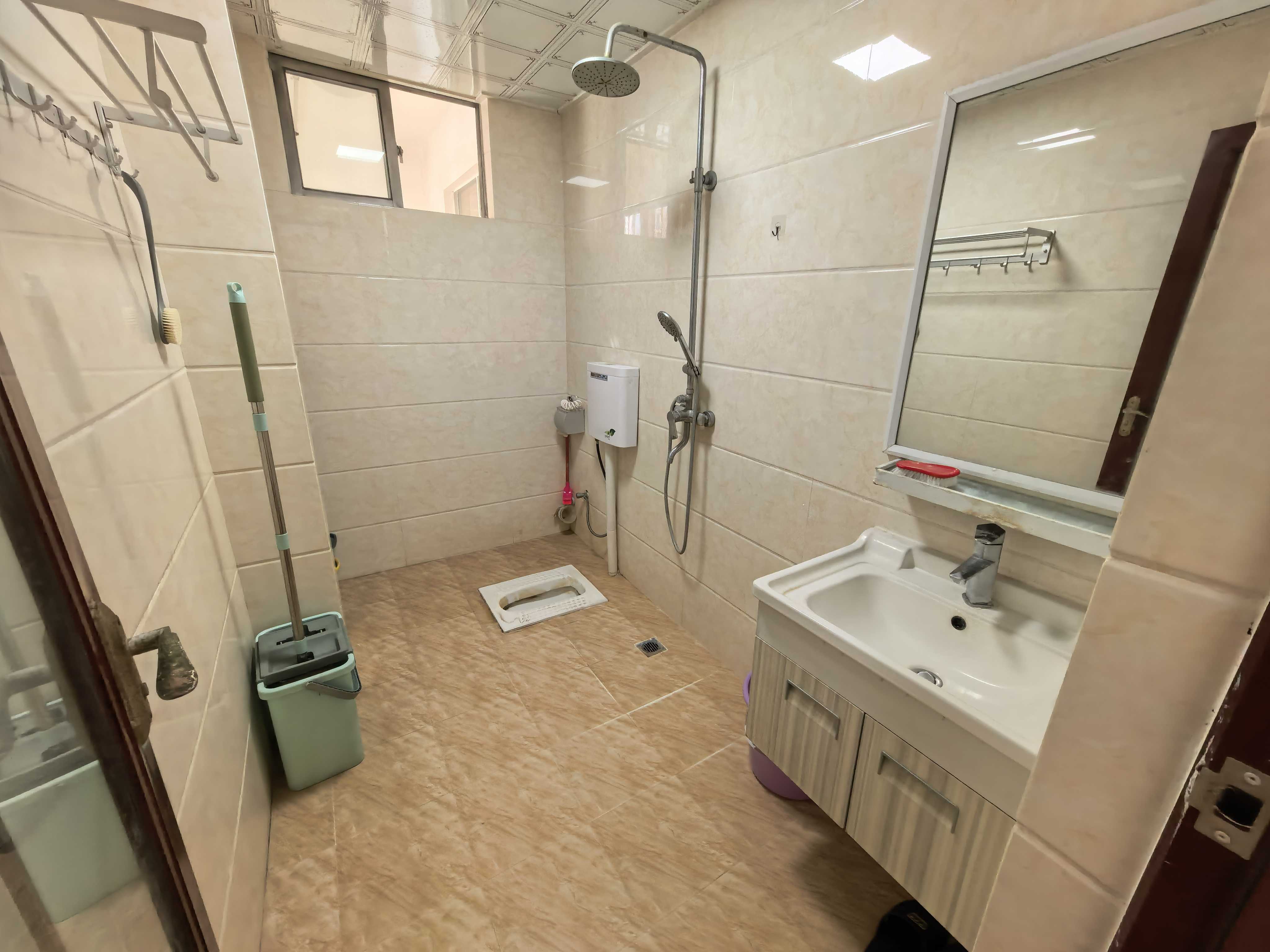 宁江花园  3室2厅2卫    2900.0元/月室内图