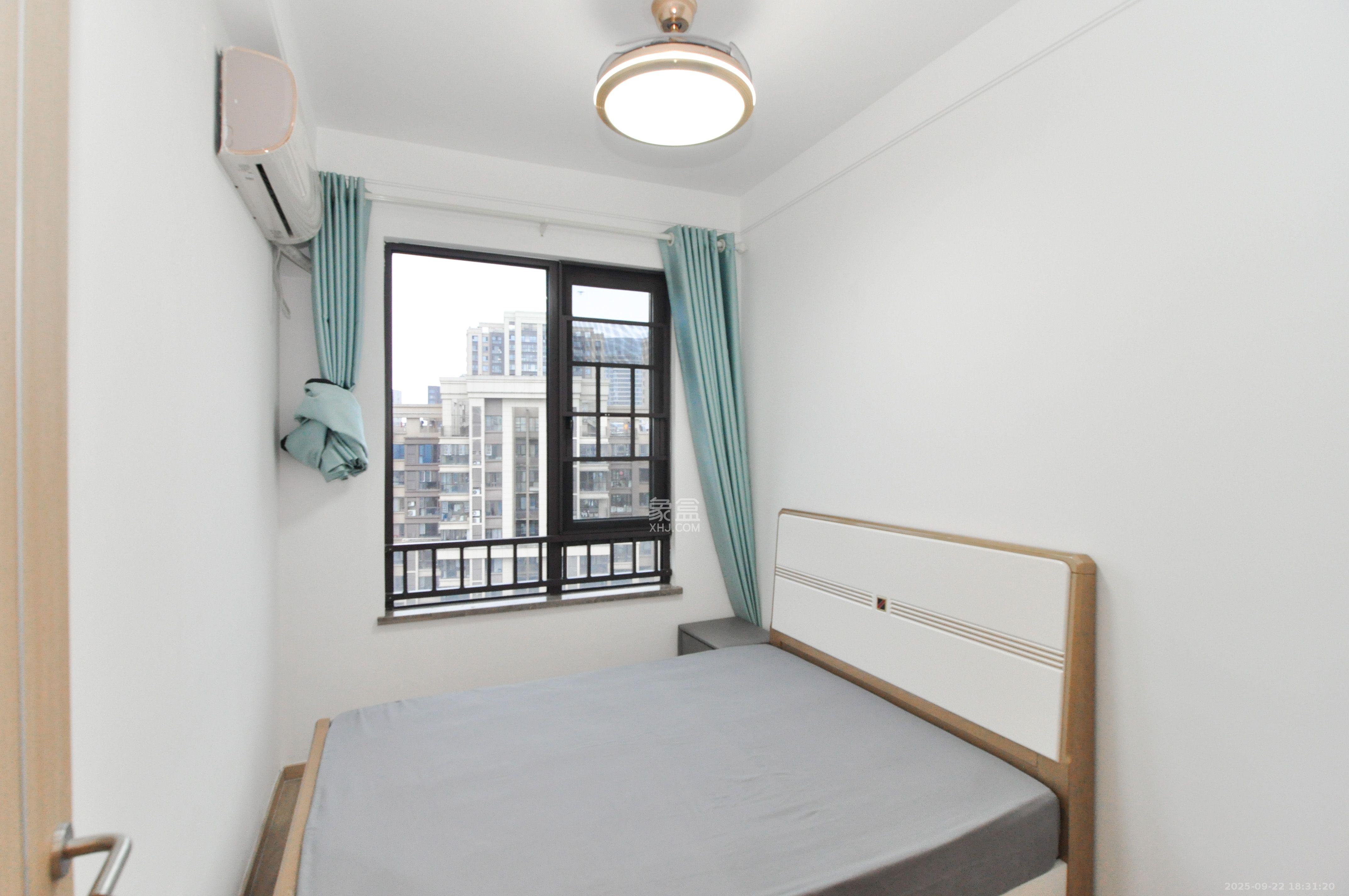 梅溪湖玺悦(新城金茂梦想玺悦) 4室2厅2卫 3200.0元/月 梅溪湖玺悦(新城金茂梦想玺悦) 4室2厅2卫 3200.0元/月室内图