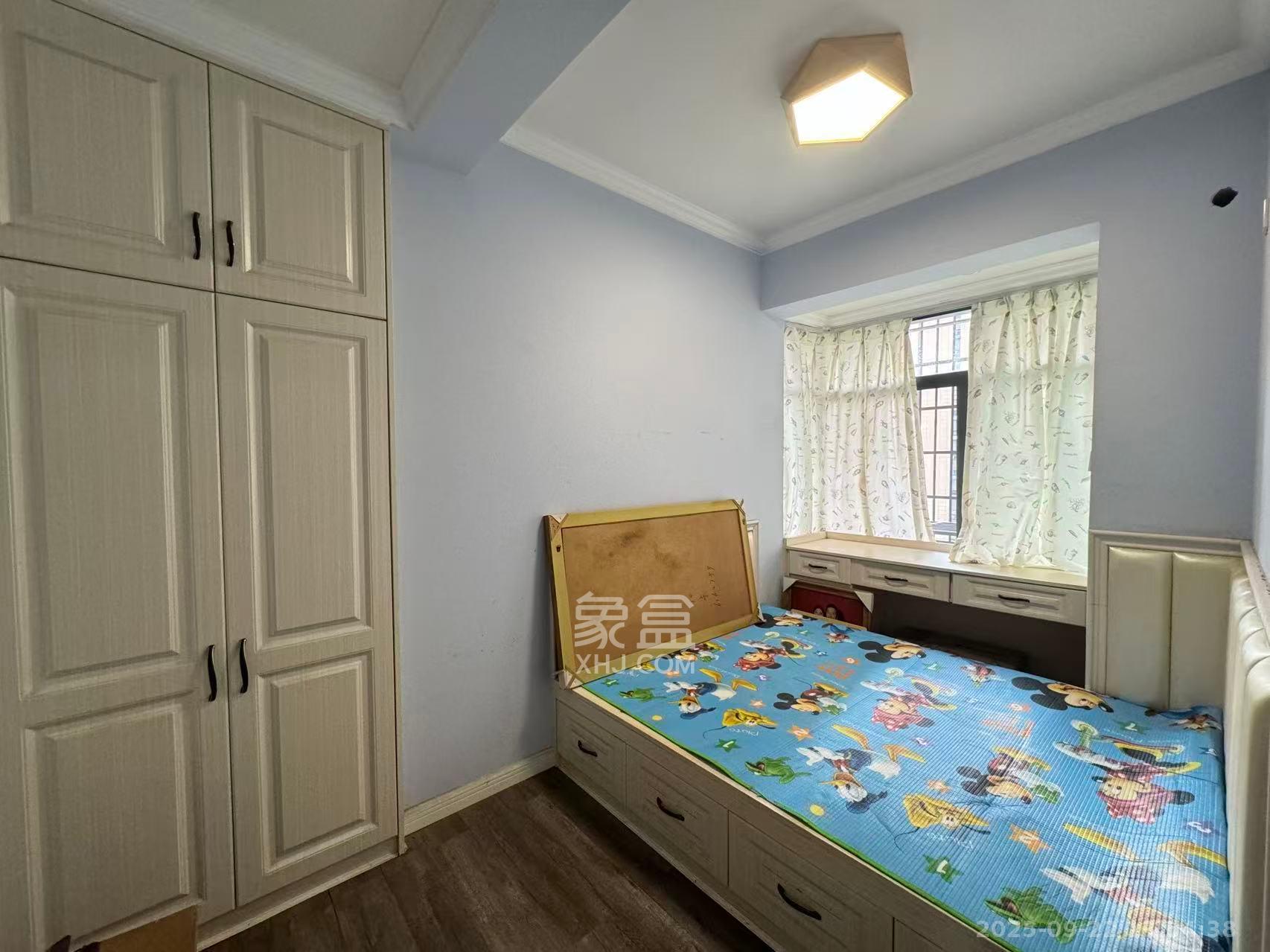 汇一城(汇壹公馆) 3室2厅1卫 2100.0元/月 汇一城(汇壹公馆) 3室2厅1卫 2100.0元/月室内图