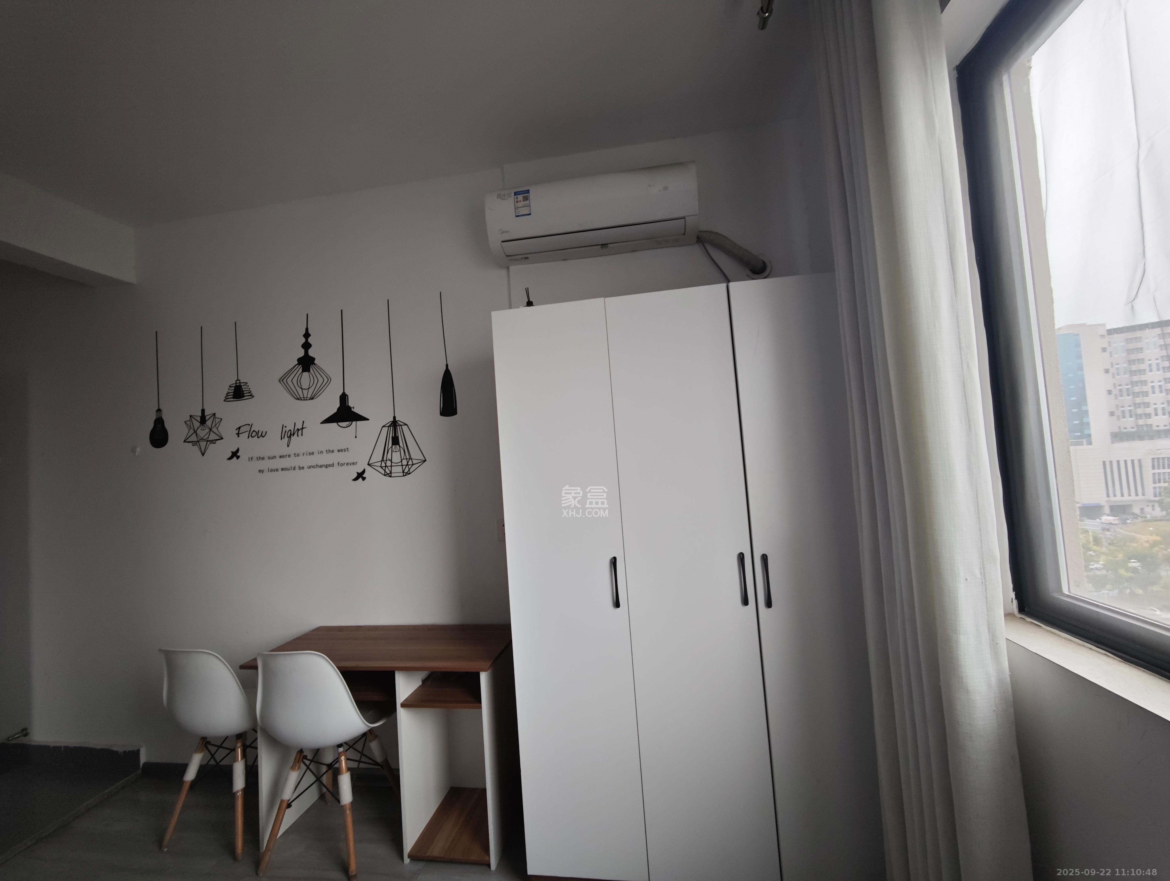 丰禧园  1室1厅1卫    1300.0元/月室内图