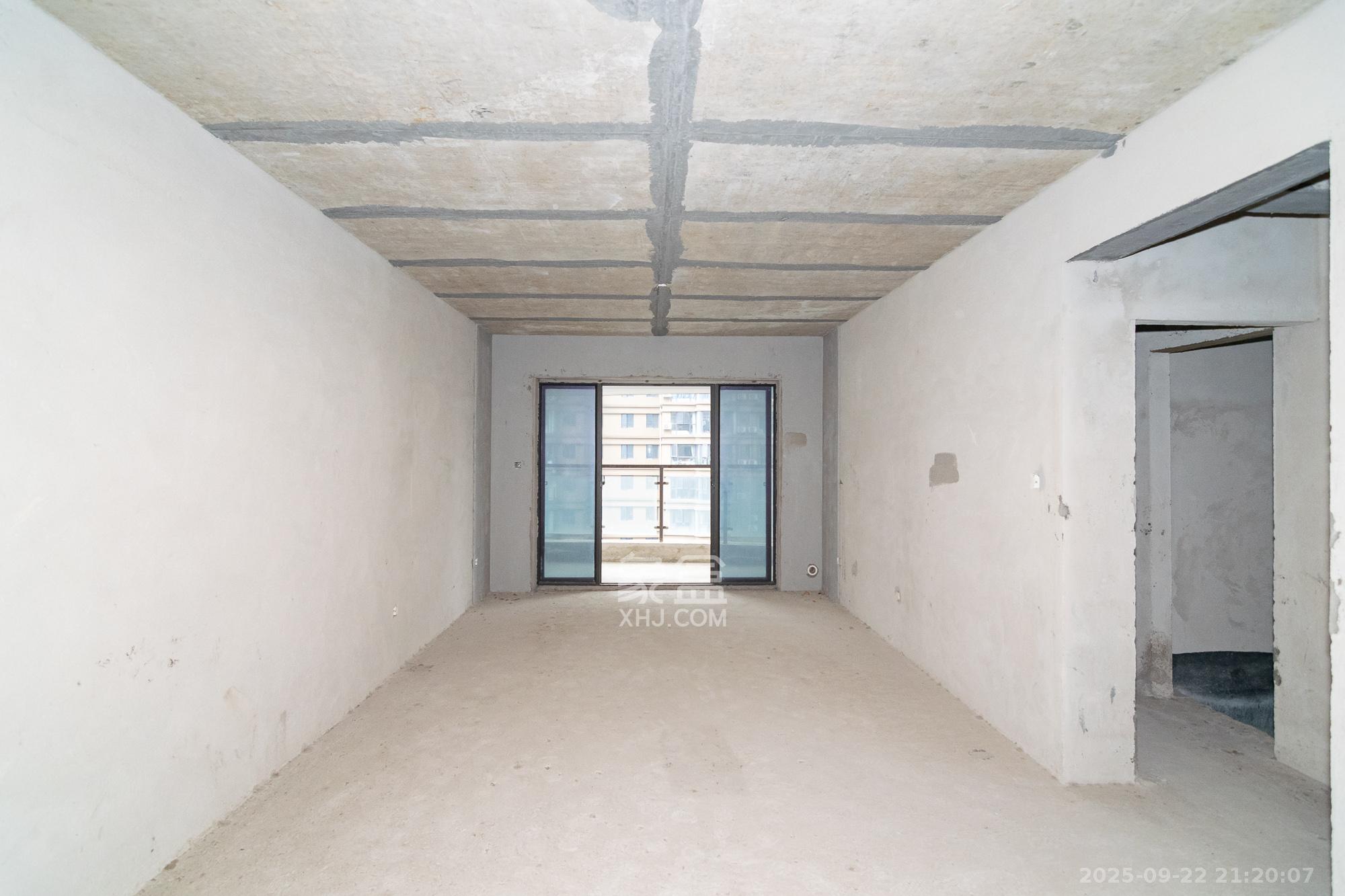 润和长郡(润和紫郡二三期)  3室2厅2卫    78.8万 润和长郡(润和紫郡二三期)  3室2厅2卫    78.8万