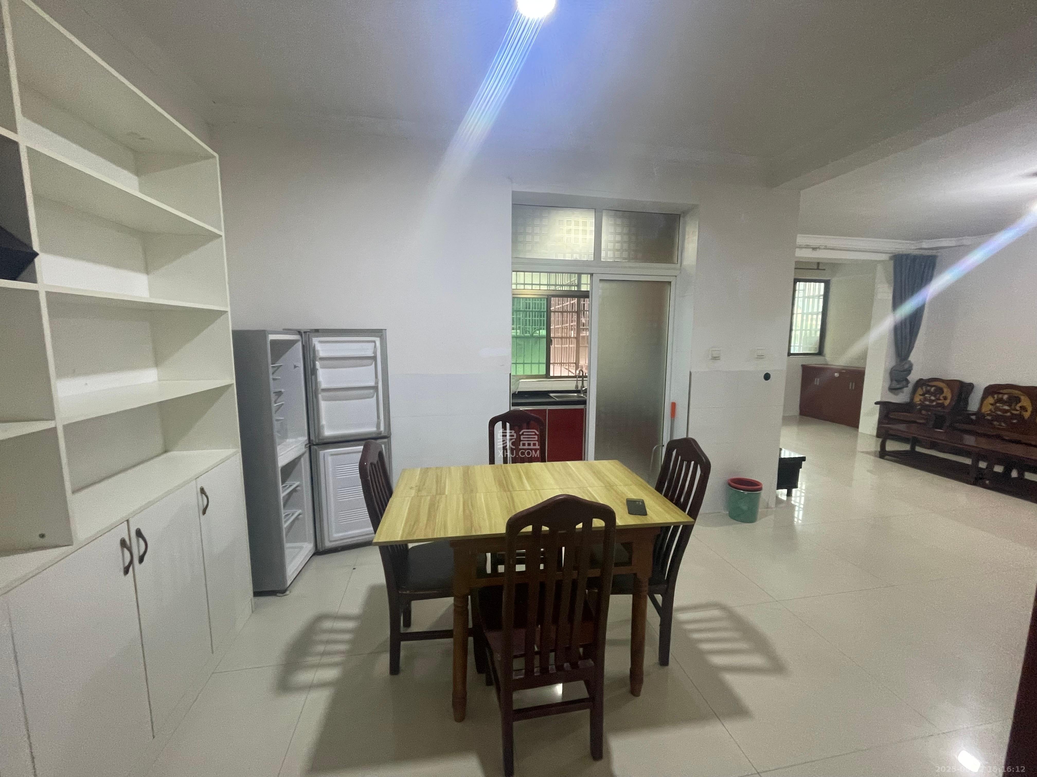 金桂小区一期  2室2厅1卫    1500.0元/月室内图