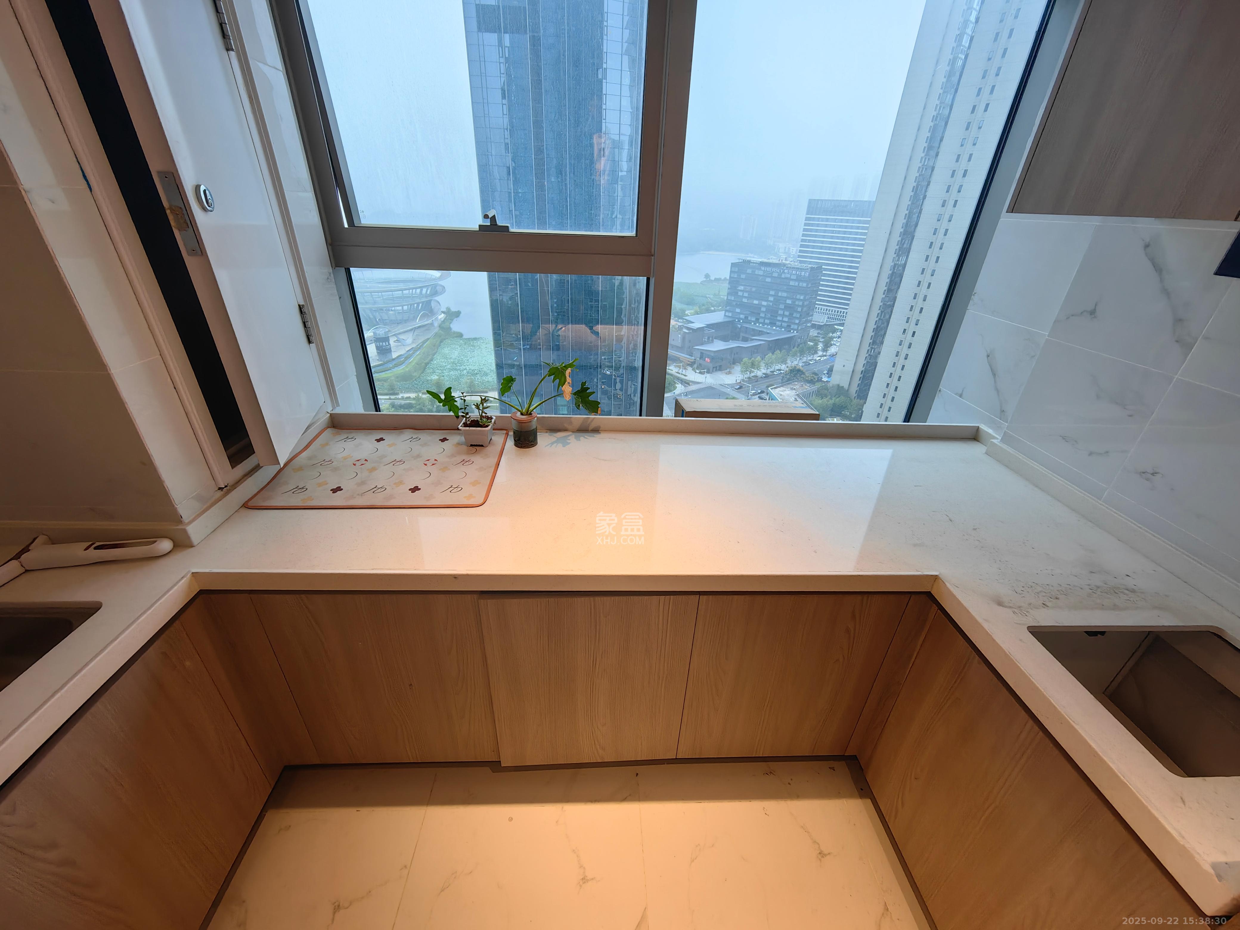 正荣梅溪紫阙台  2室1厅1卫    3000.0元/月室内图