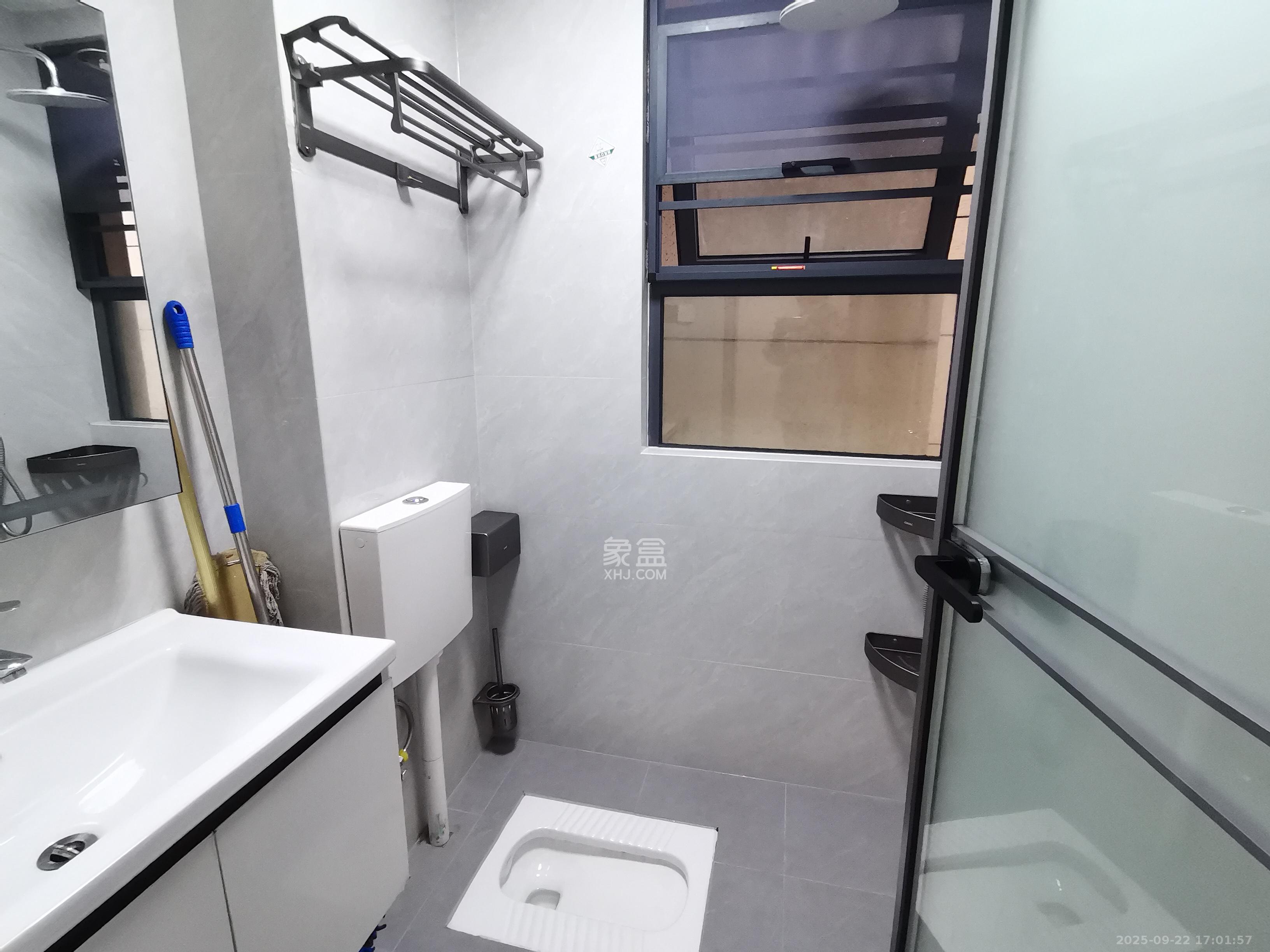 明发阅江悦府 4室2厅2卫 2800.0元/月 明发阅江悦府 4室2厅2卫 2800.0元/月室内图