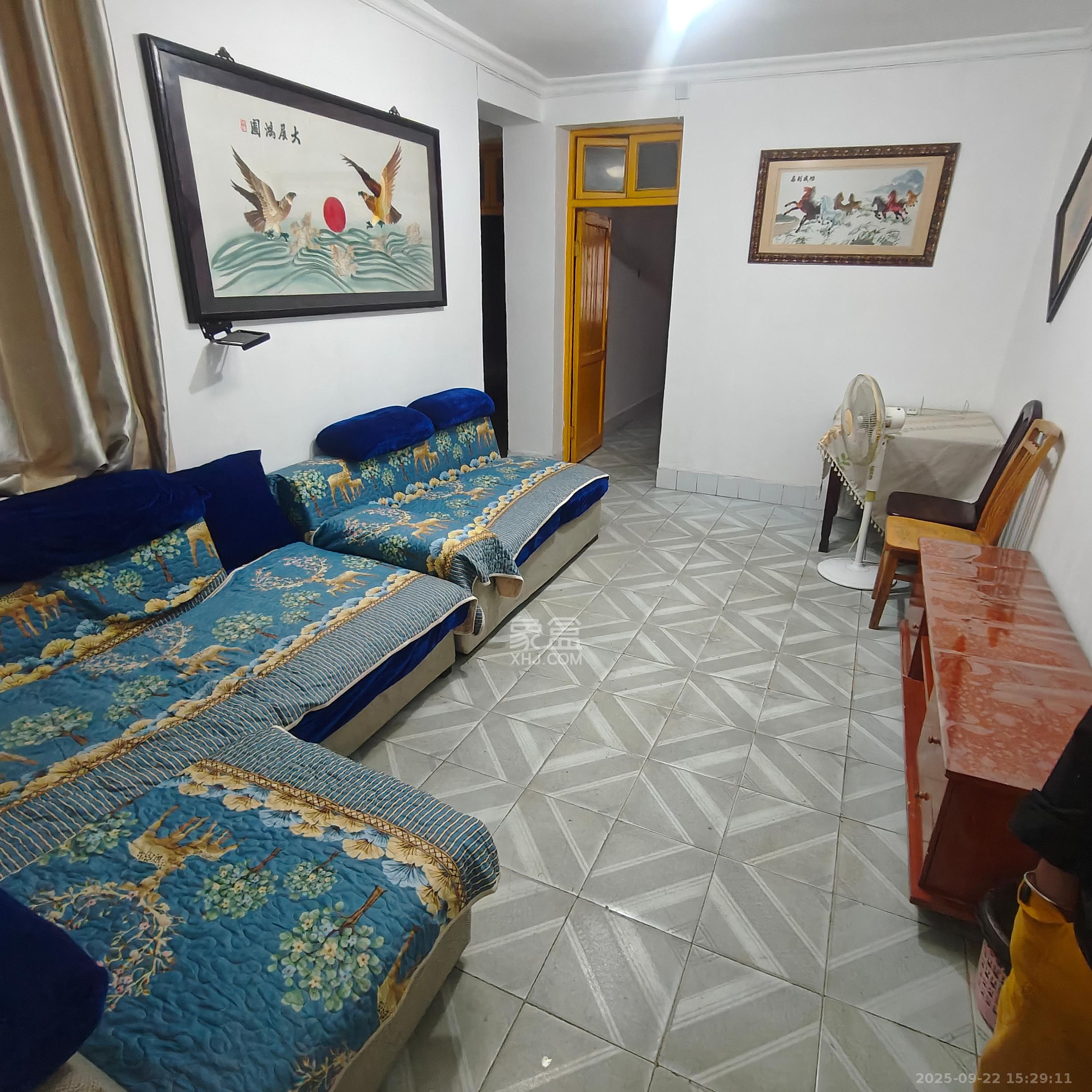 市直属机关宿舍 2室1厅1卫 1500.0元/月 市直属机关宿舍 2室1厅1卫 1500.0元/月室内图