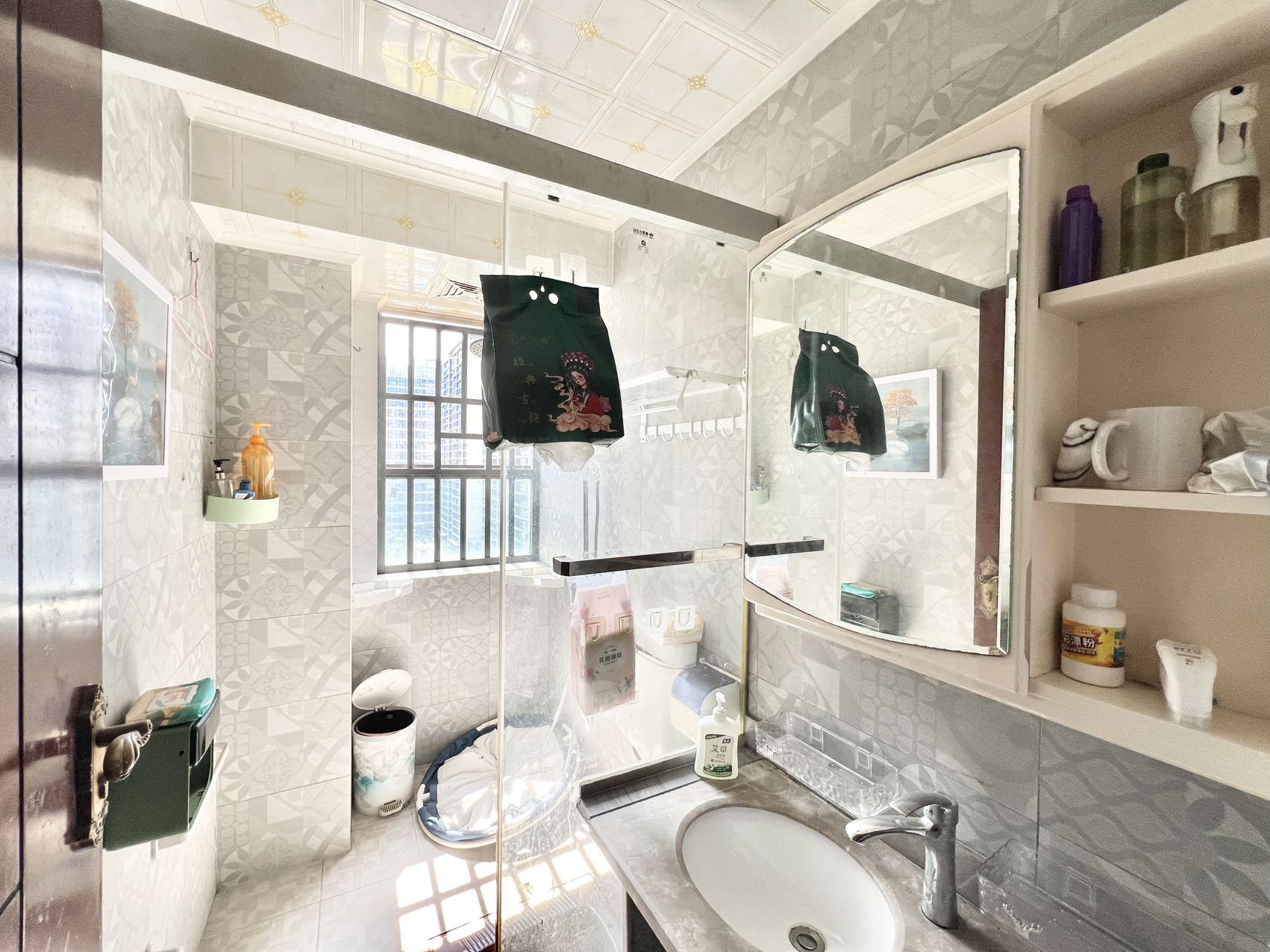 海鑫城一期 2室2厅2卫 2300.0元/月 海鑫城一期 2室2厅2卫 2300.0元/月室内图