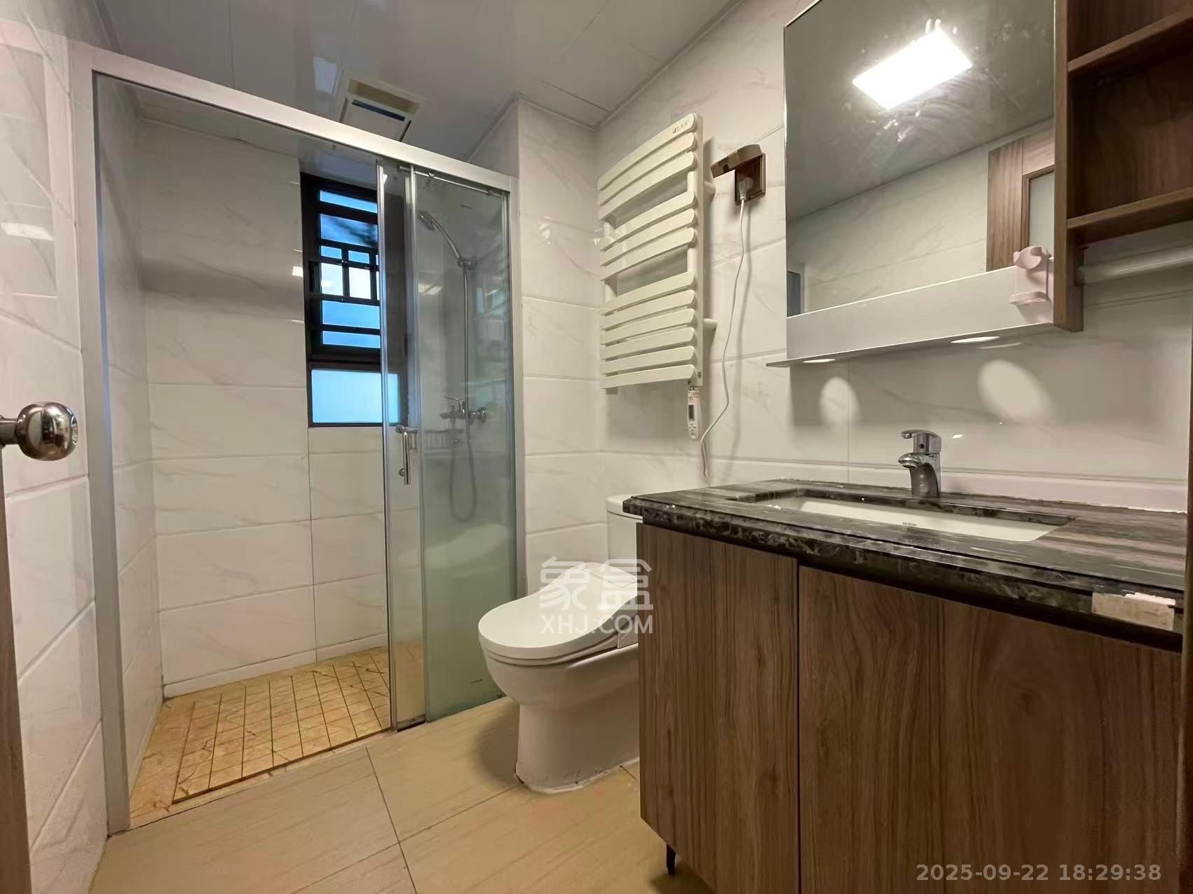 碧桂园星城首府  4室2厅2卫    2600.0元/月室内图