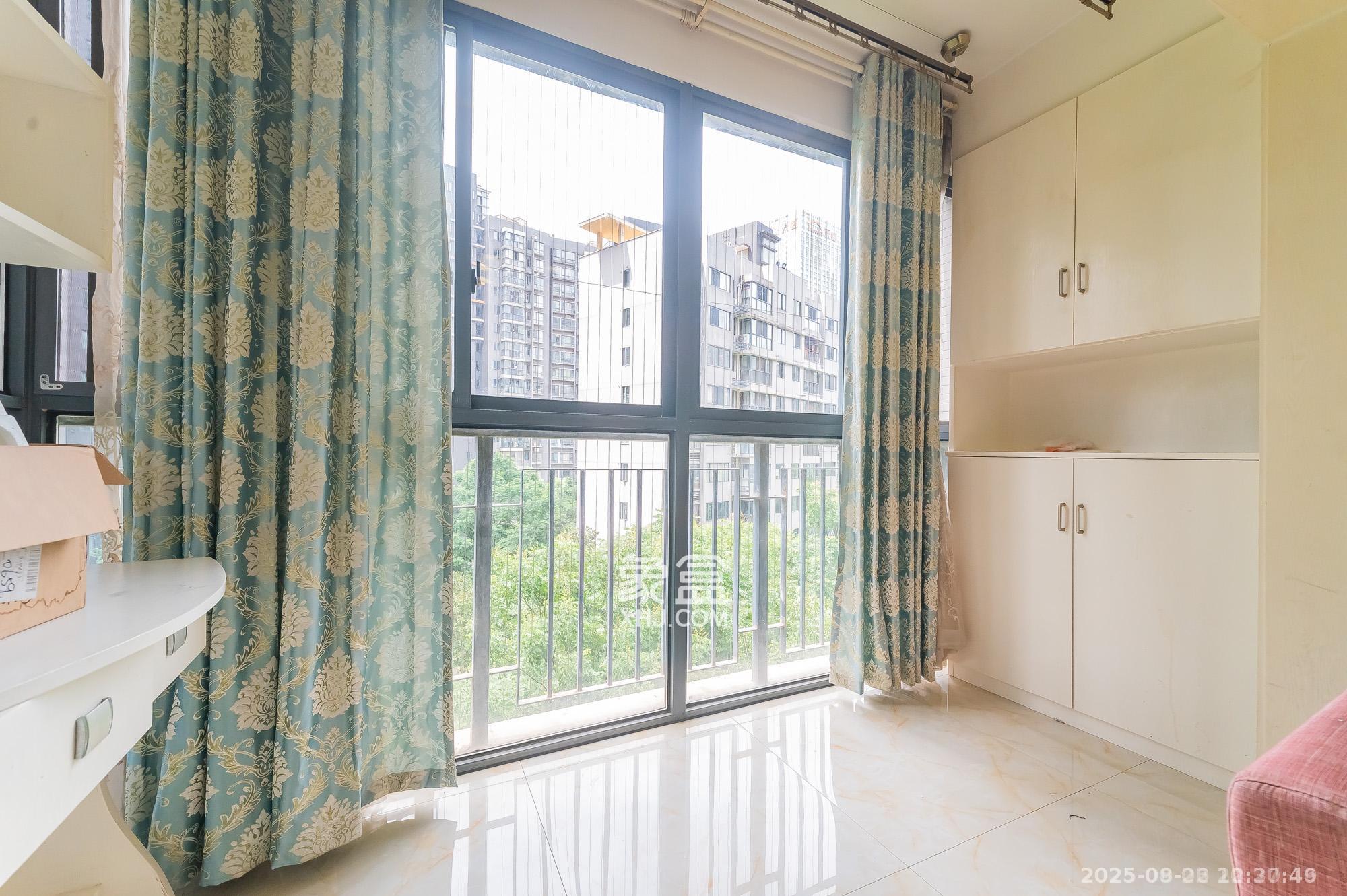 恒基凯旋门一二期 2室1厅1卫 1800.0元/月 恒基凯旋门一二期 2室1厅1卫 1800.0元/月室内图