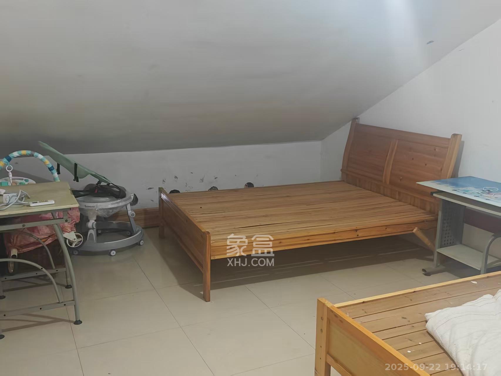 花桥钢材市场（花桥小区）  2室2厅1卫    900.0元/月室内图