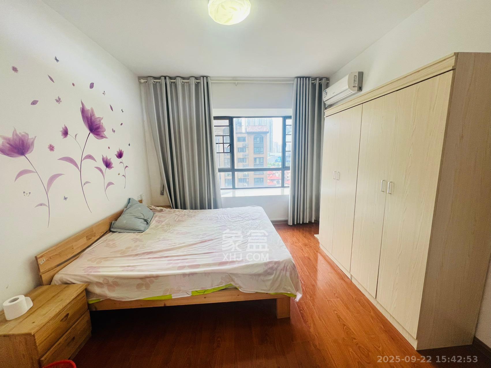 振业城二期  3室2厅2卫    3000.0元/月室内图