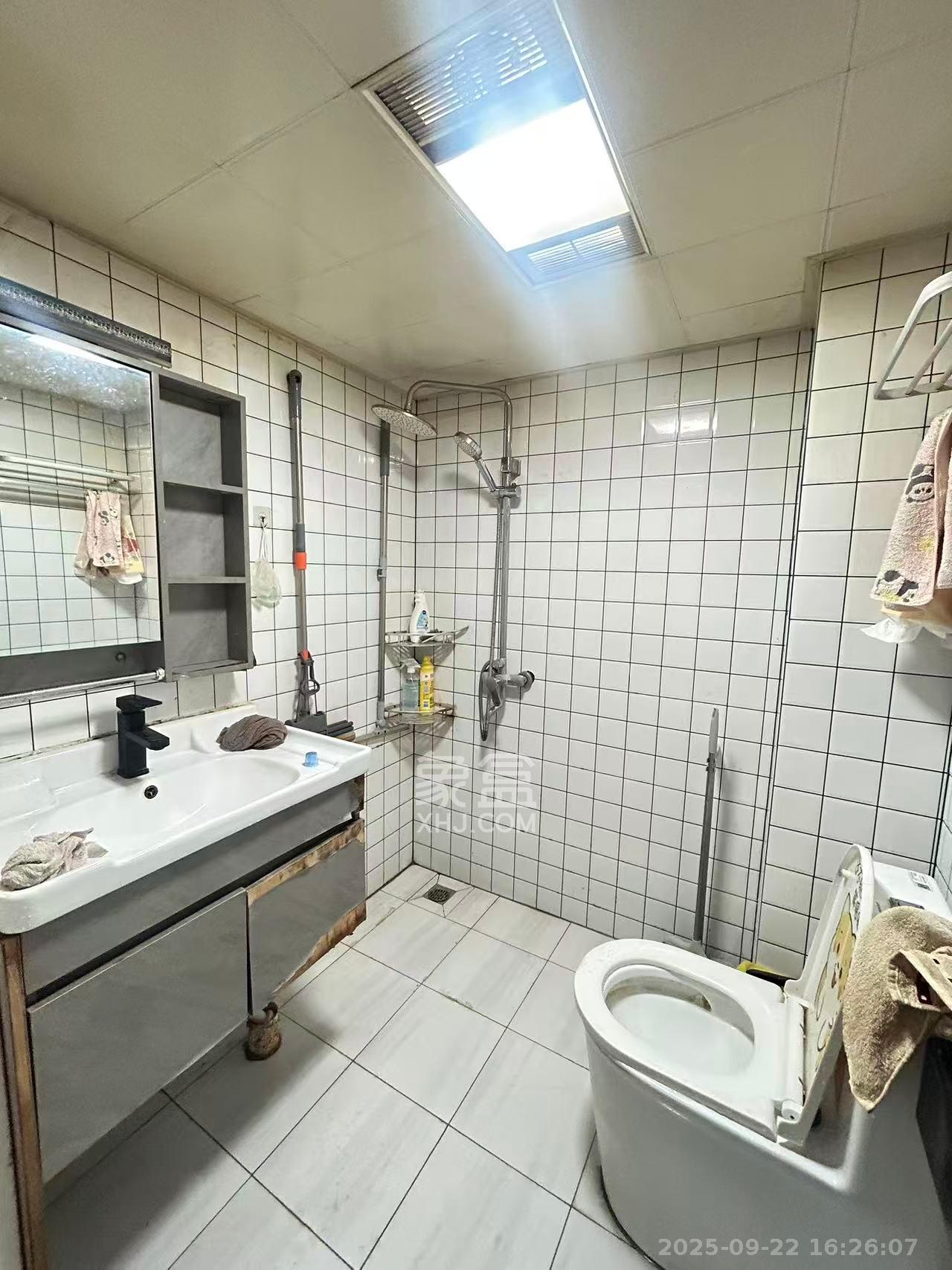 欣隆居  1室1厅1卫   2150.00元/月室内图