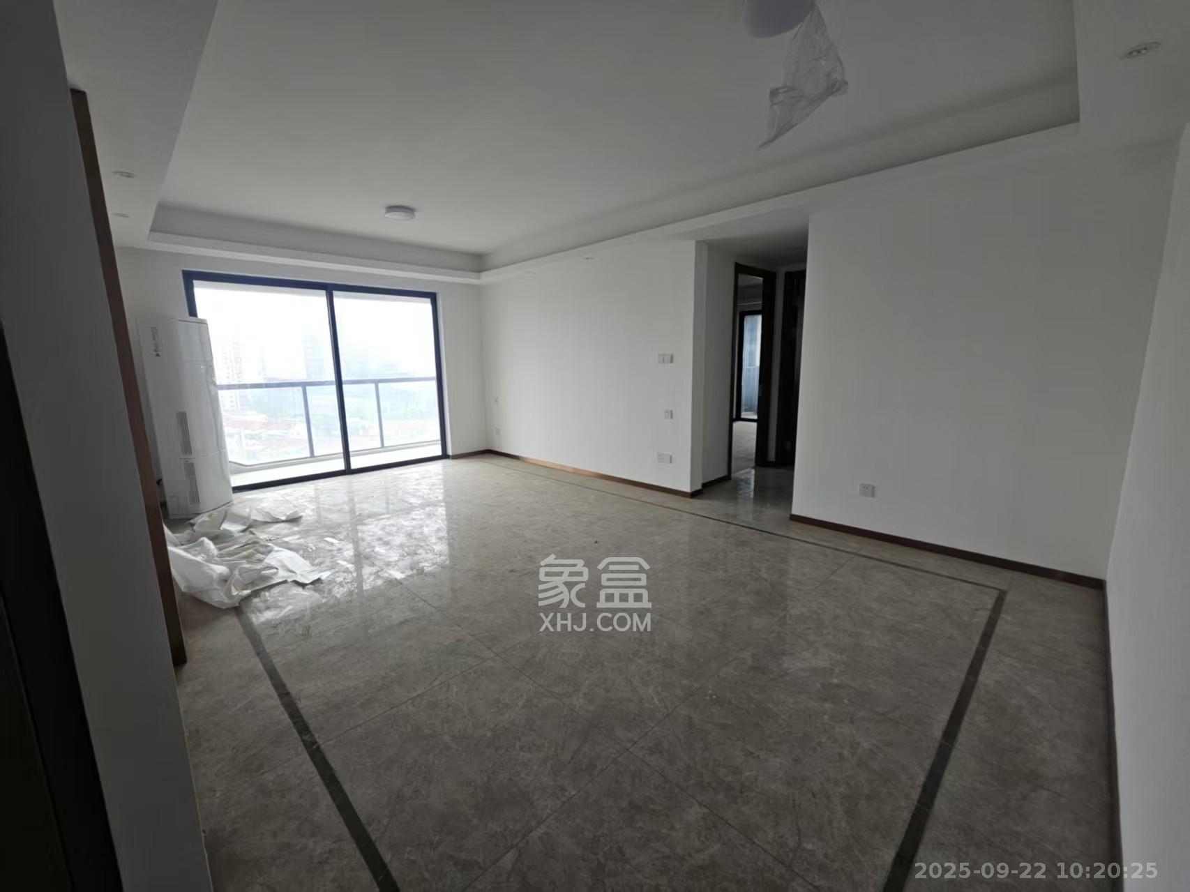 旭辉都会山  4室2厅2卫    4500.0元/月室内图