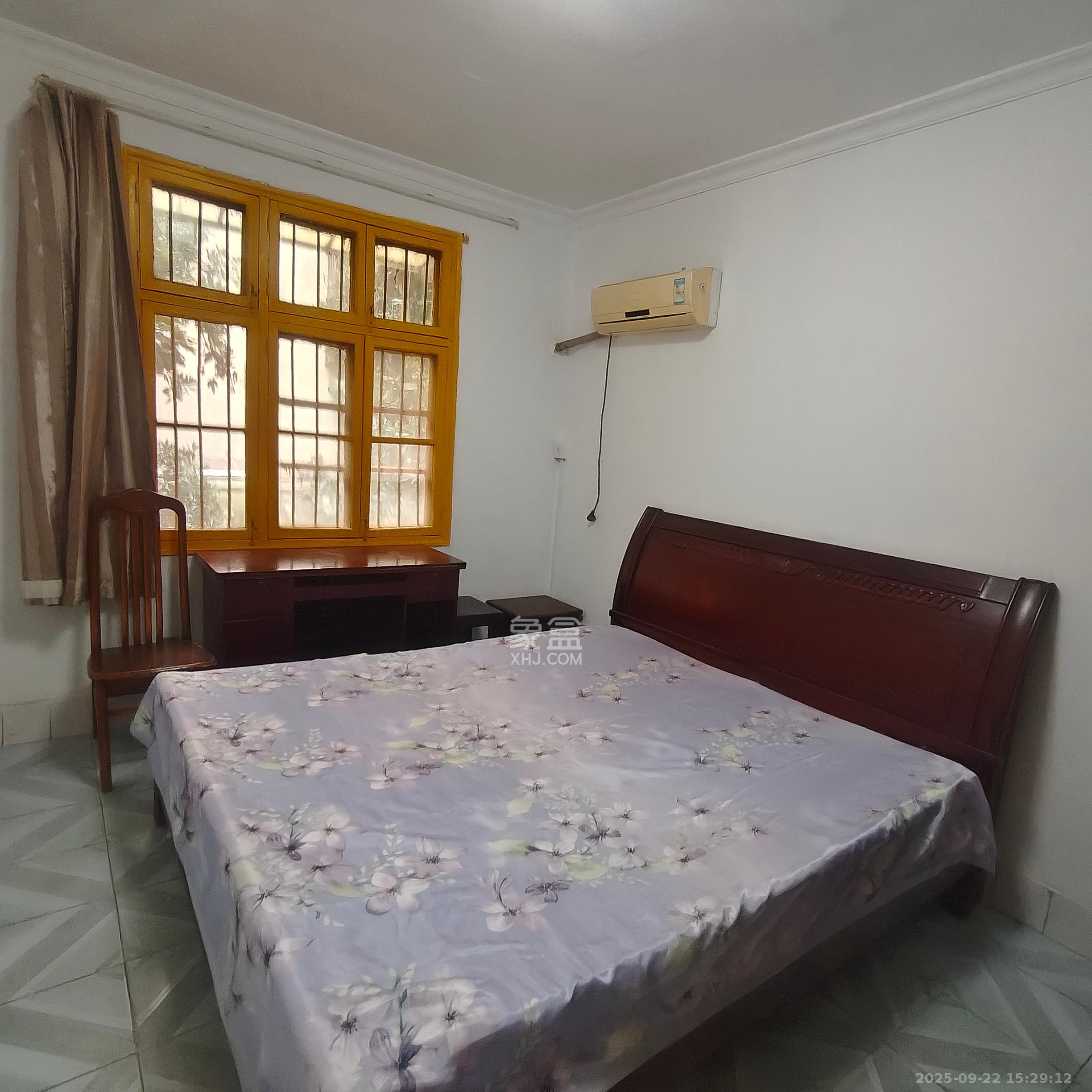 市直属机关宿舍  2室1厅1卫    1500.0元/月室内图