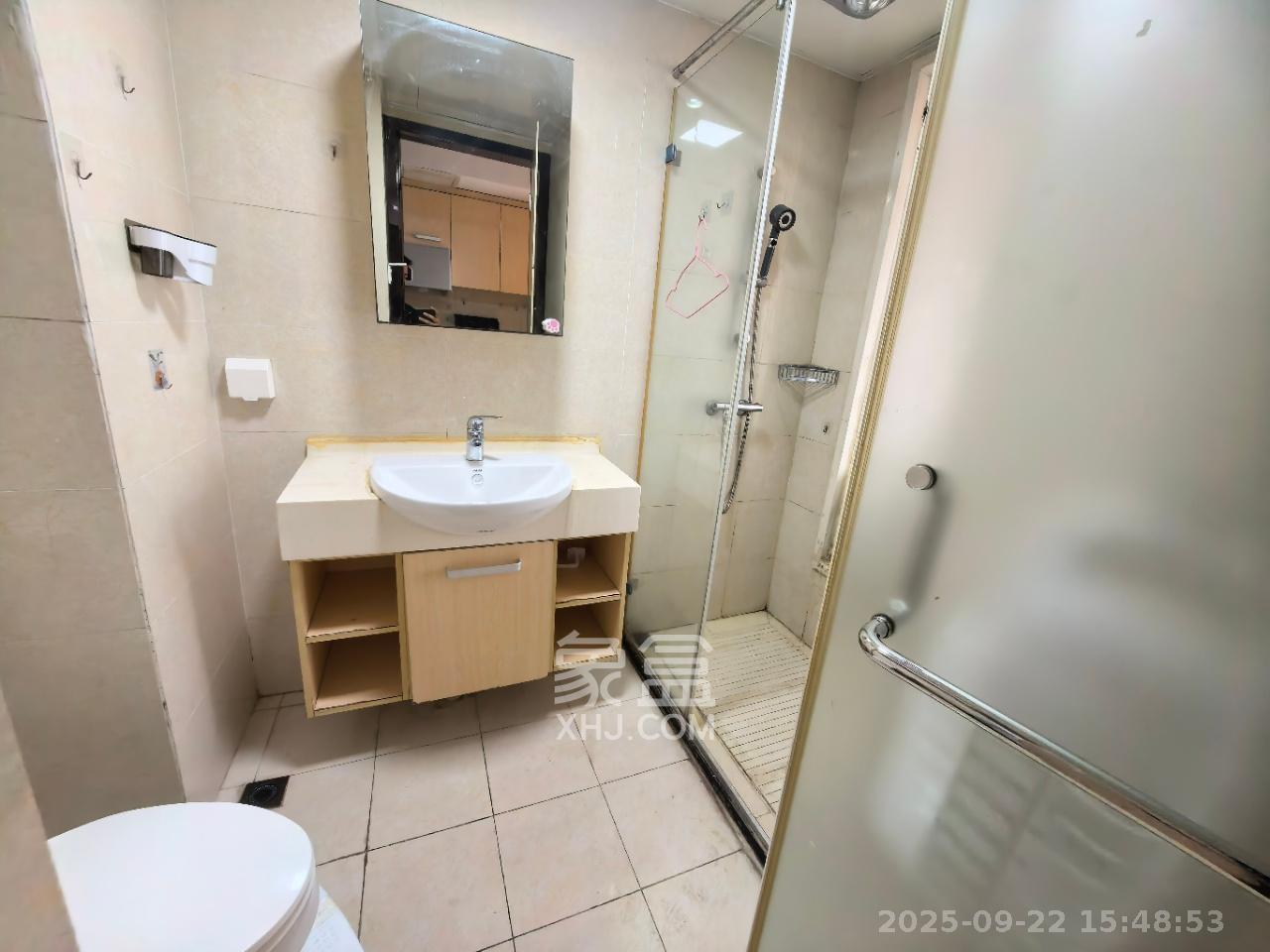 融科檀香山(融科紫檀、香山国际) 1室1厅1卫 1700.0元/月 融科檀香山(融科紫檀、香山国际) 1室1厅1卫 1700.0元/月室内图