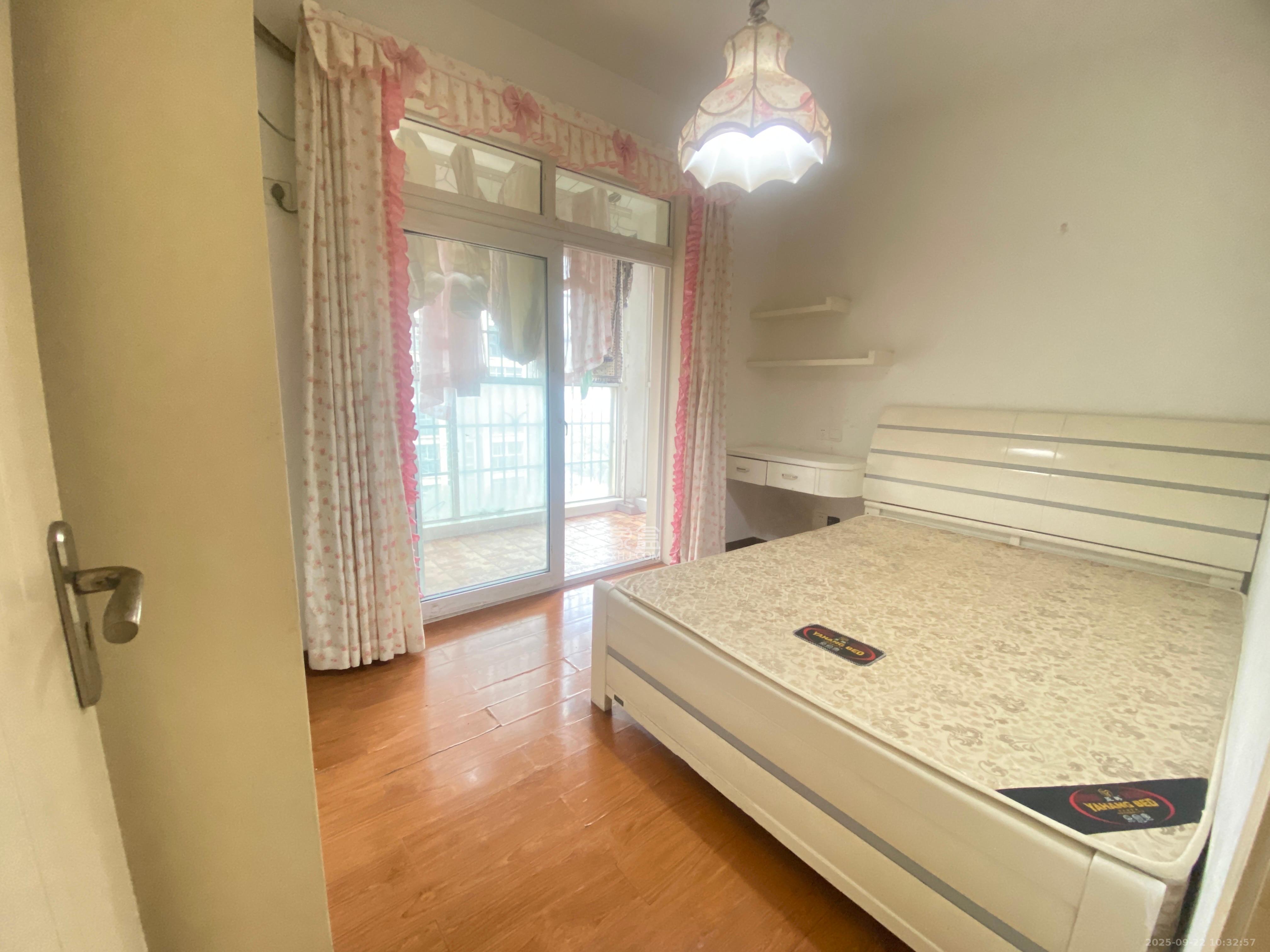 明天一城  2室2厅1卫    1450.0元/月室内图