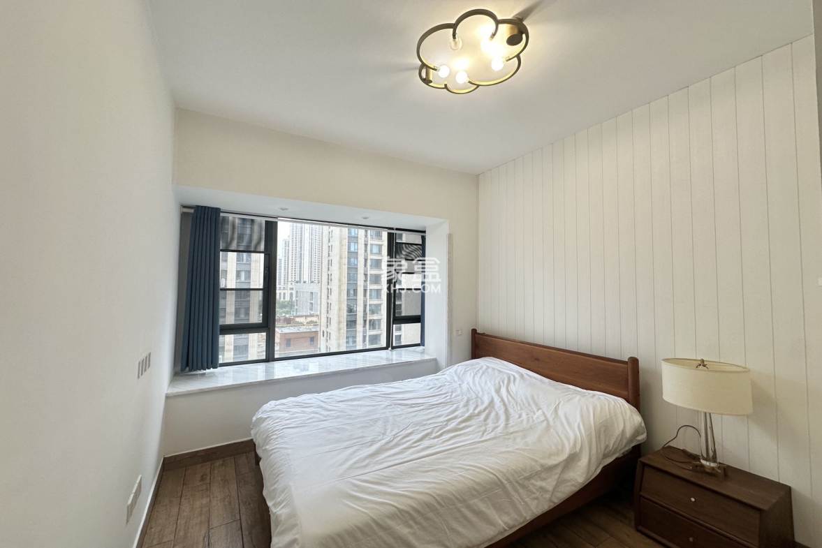 海航豪庭北苑 3室2厅2卫 7000.00元/月 海航豪庭北苑 3室2厅2卫 7000.00元/月室内图