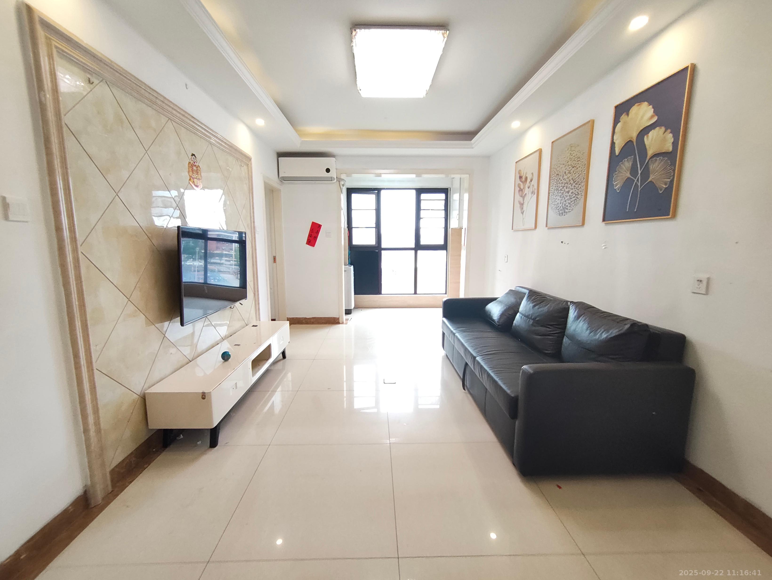 洋湖18克拉(旷远洋湖18克拉) 3室2厅1卫 2400.0元/月 洋湖18克拉(旷远洋湖18克拉) 3室2厅1卫 2400.0元/月室内图