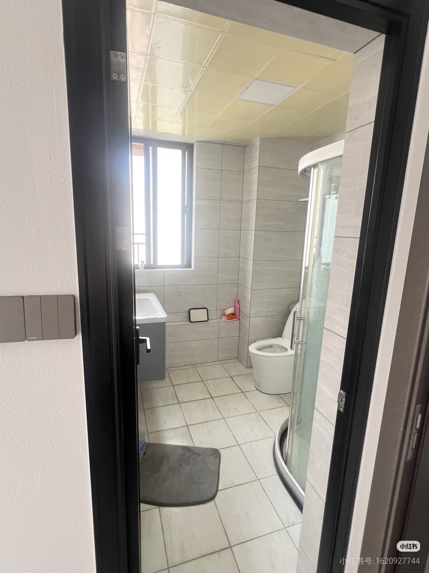 绿地城骏园  3室2厅2卫    2800.0元/月 绿地城骏园  3室2厅2卫    2800.0元/月室内图