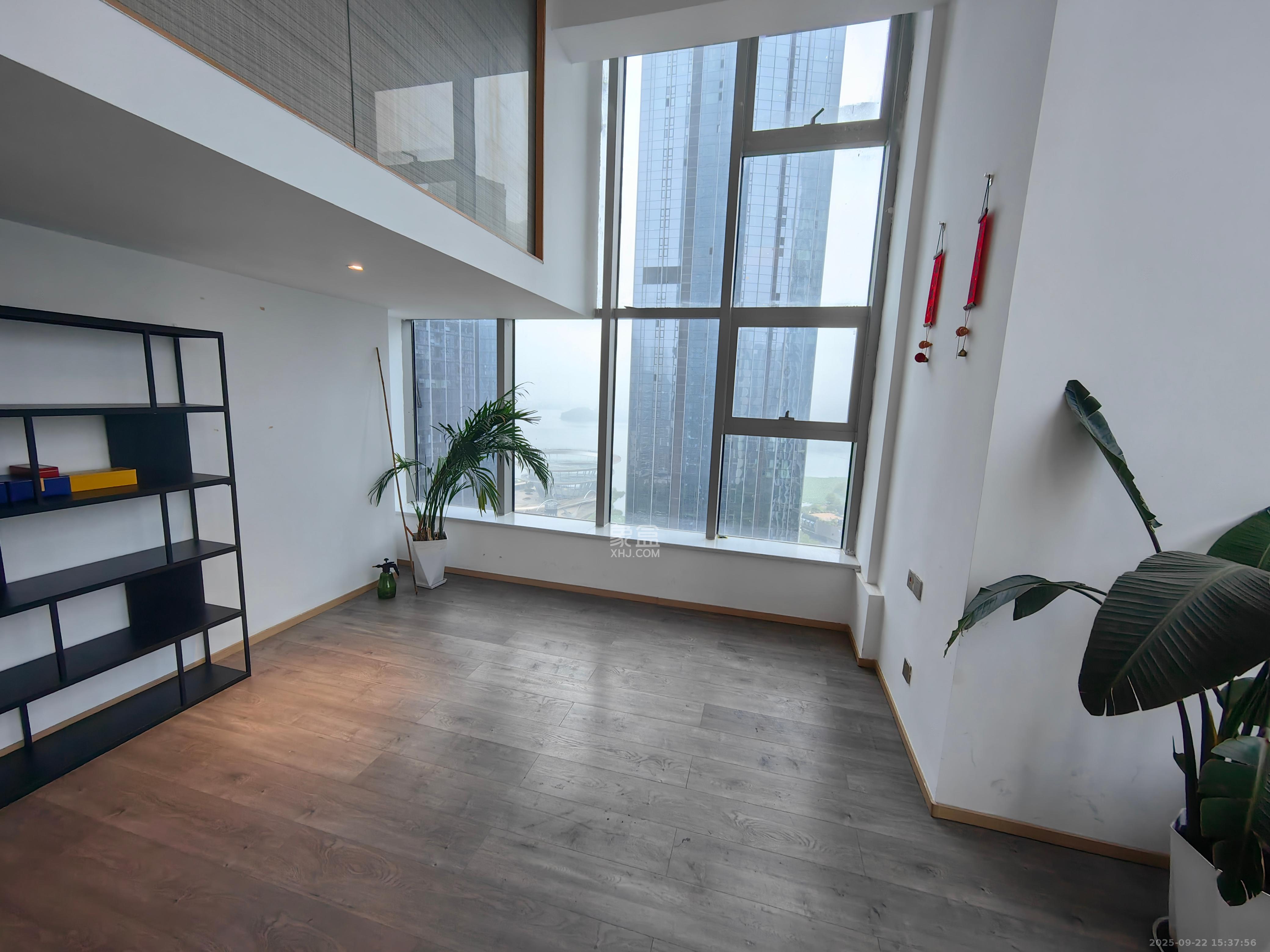 正荣梅溪紫阙台  2室1厅1卫    3000.0元/月室内图