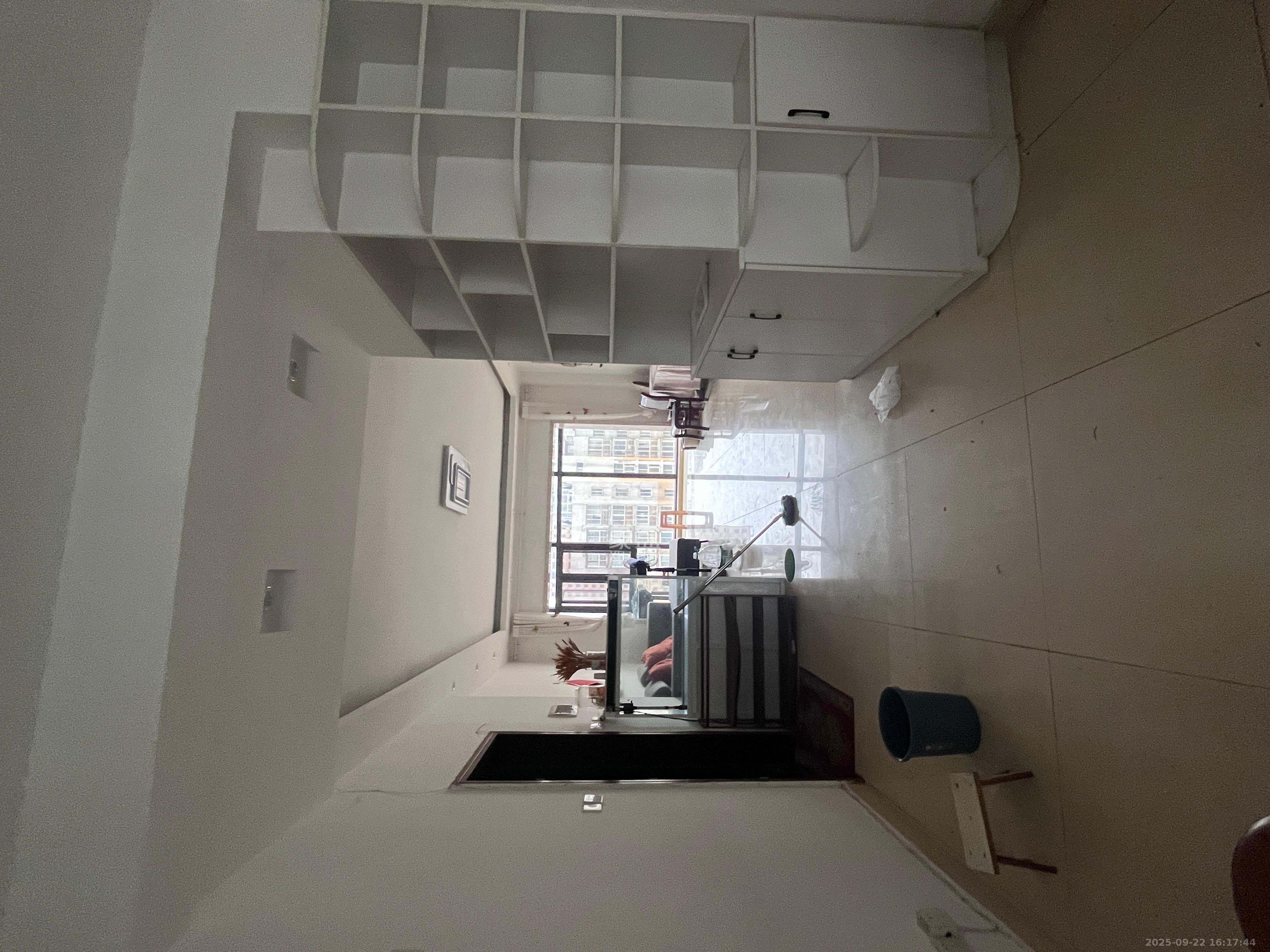 圣力华苑 3室2厅1卫 1600.00元/月 圣力华苑 3室2厅1卫 1600.00元/月室内图